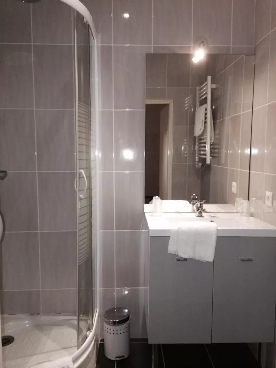 Bathroom in Hotel La Basilique