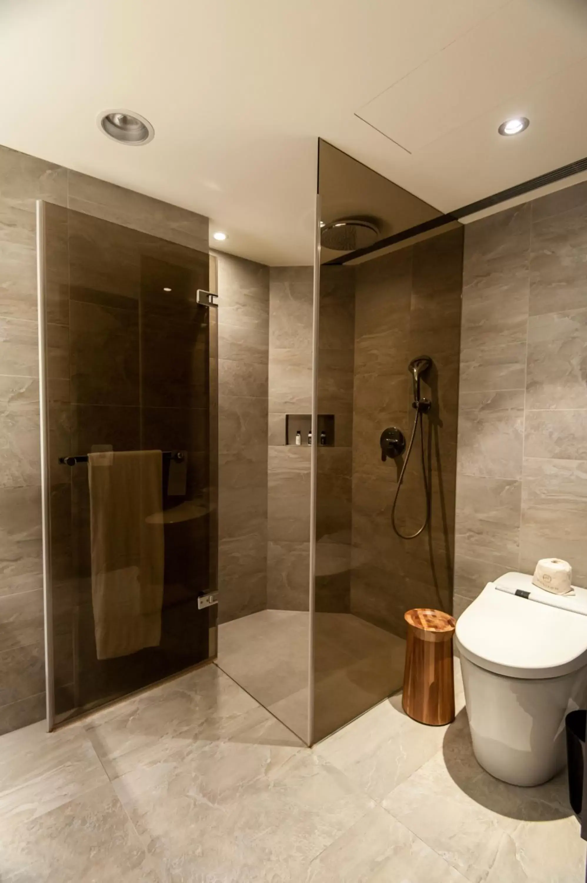 Shower, Bathroom in Madison Taipei Hotel
