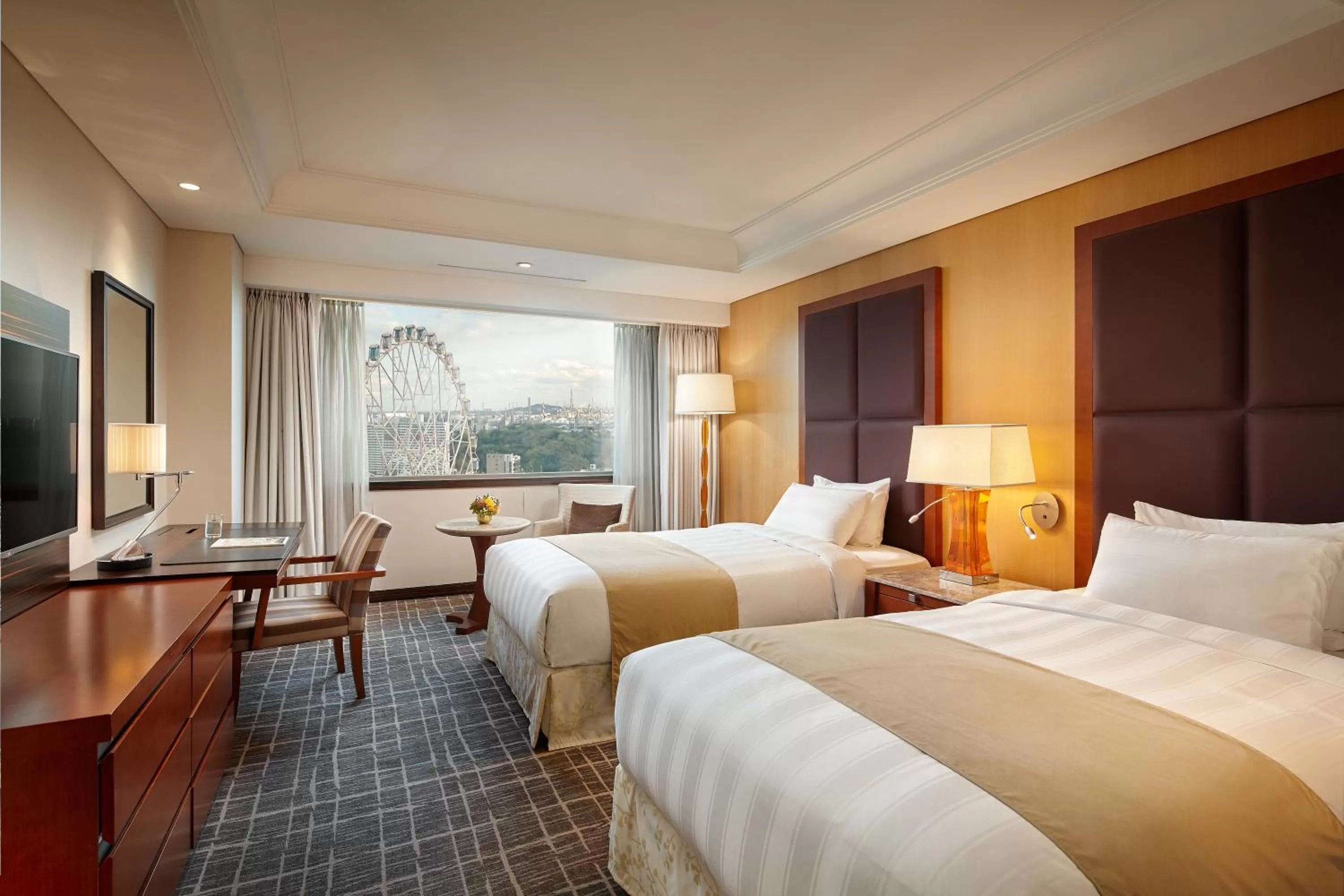 Photo of the whole room, Bed in Lotte Hotel Ulsan