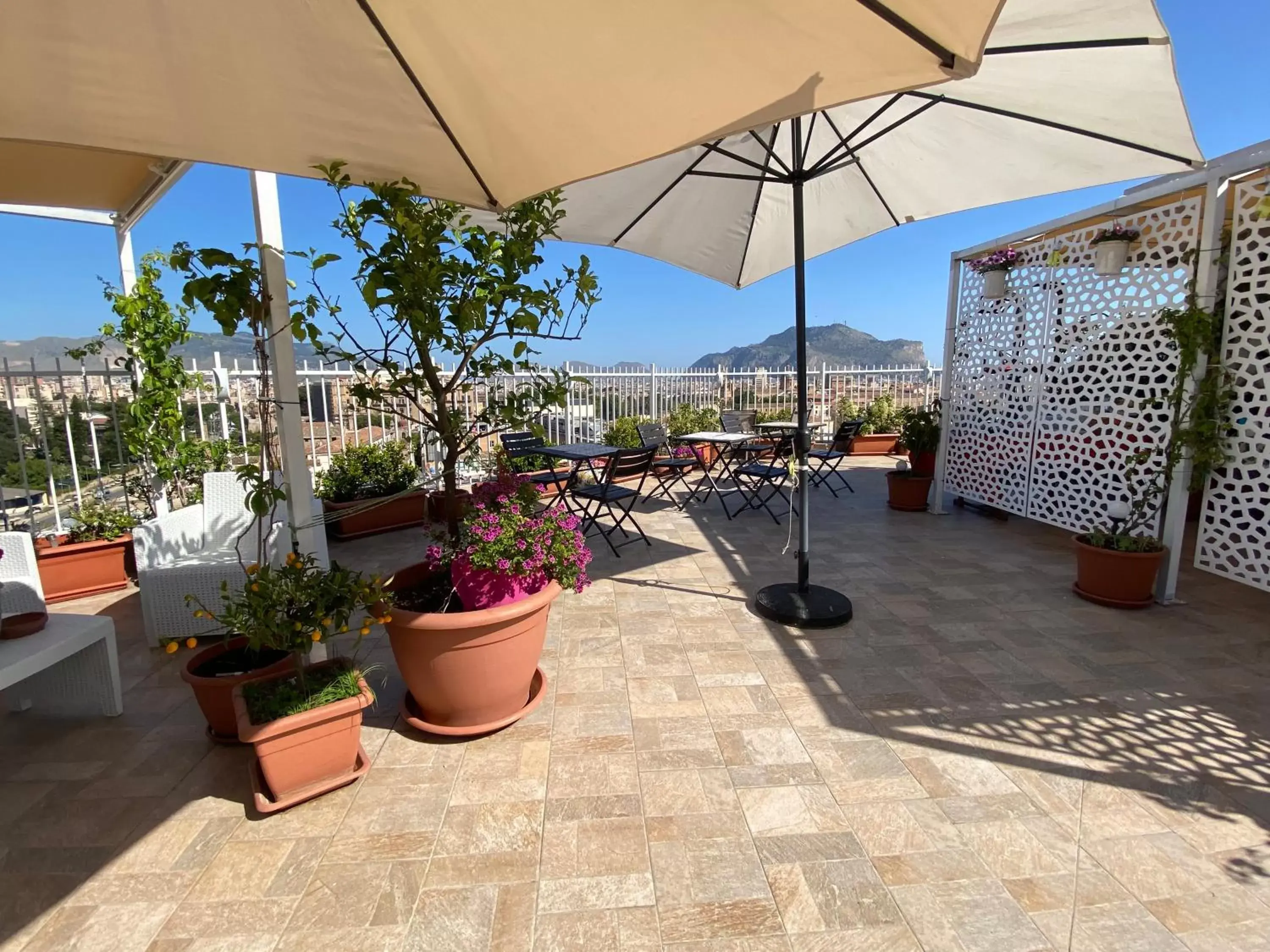 Balcony/Terrace in LeAlbe di Sicilia