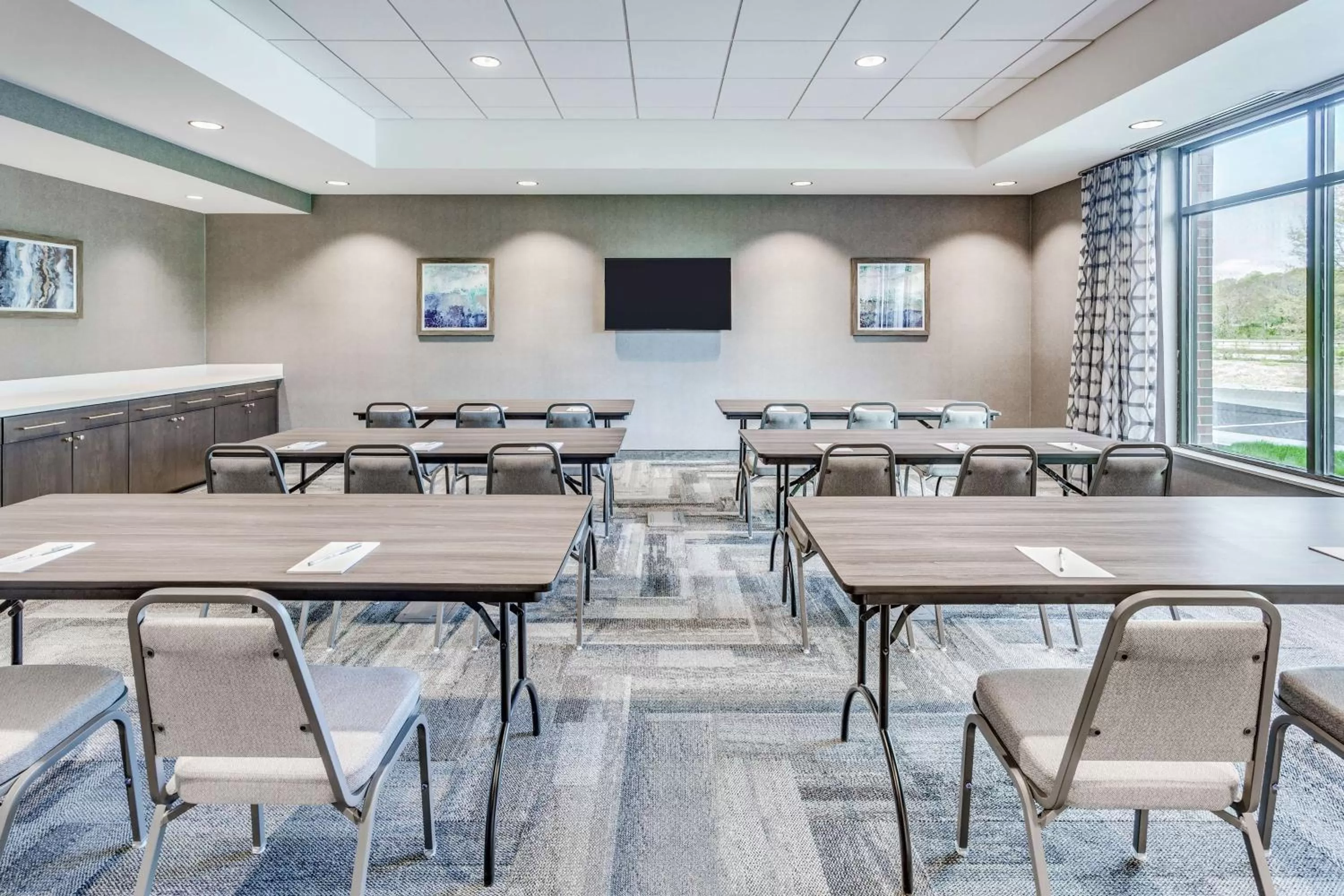 Meeting/conference room in Hampton Inn & Suites Kittery-Portsmouth