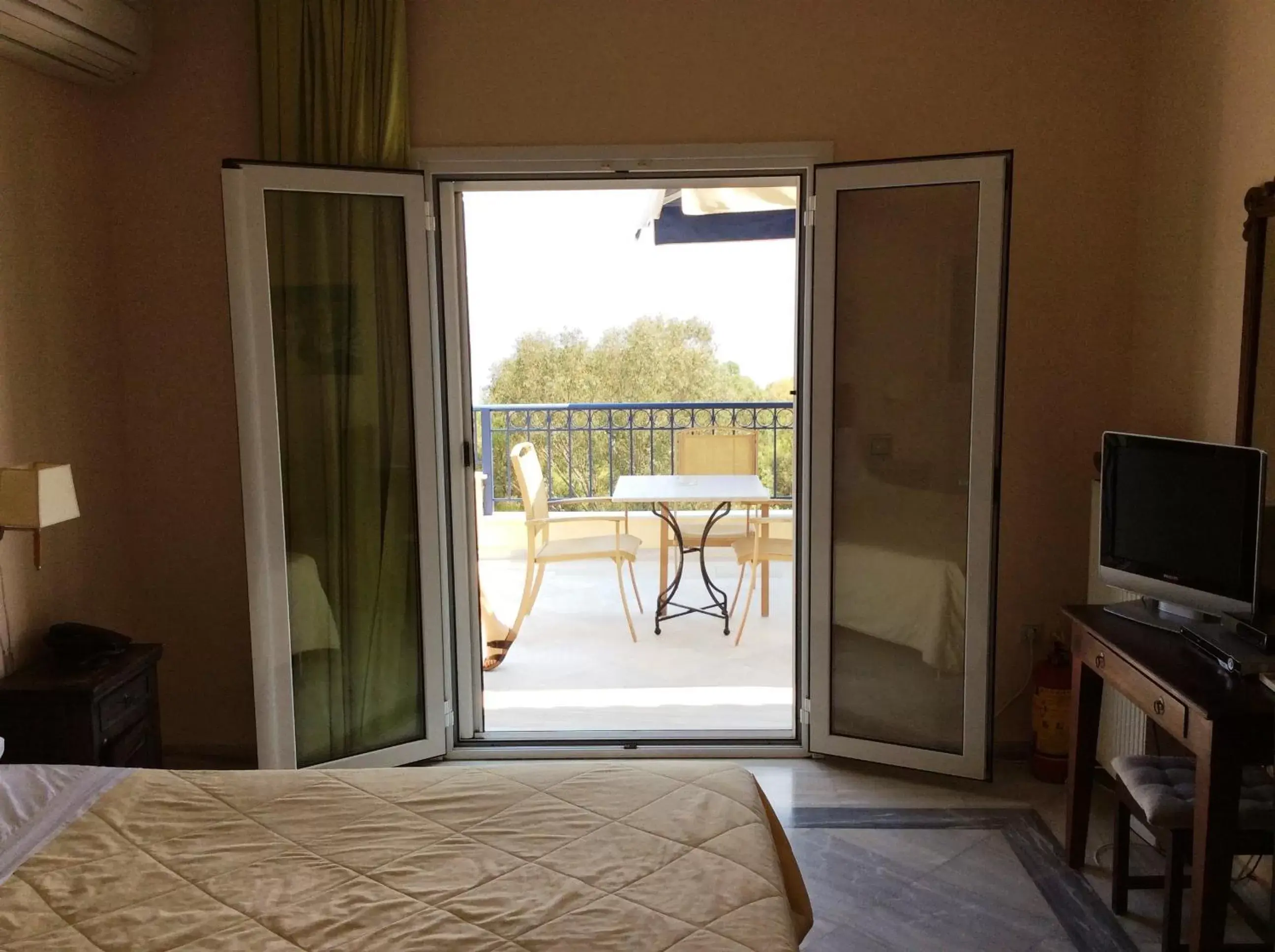 Balcony/Terrace in Angelica Villas Hotel Apartments