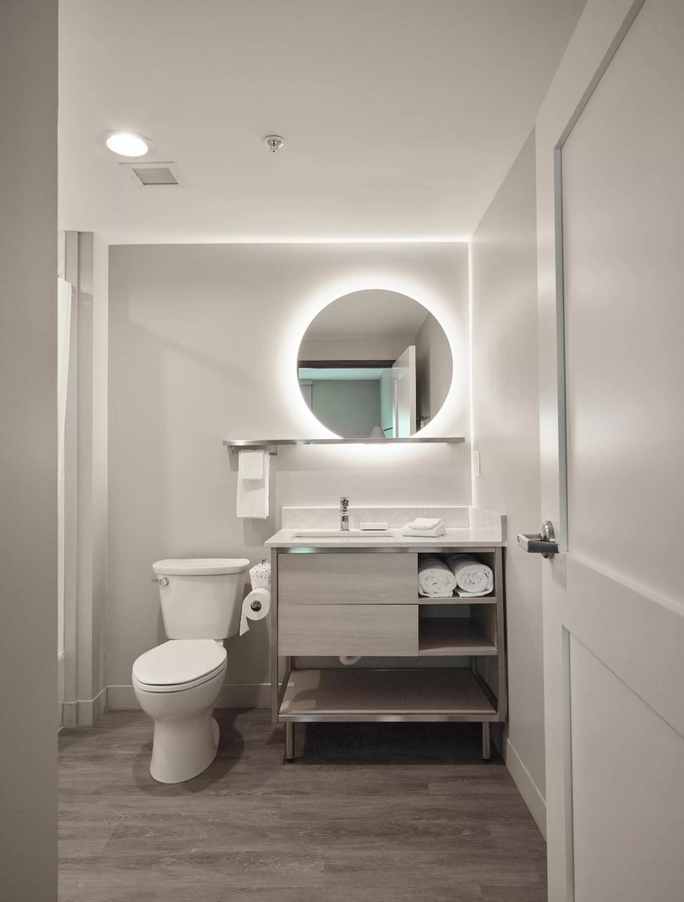 Toilet, Bathroom in TownePlace Suites by Marriott Chattanooga South, East Ridge