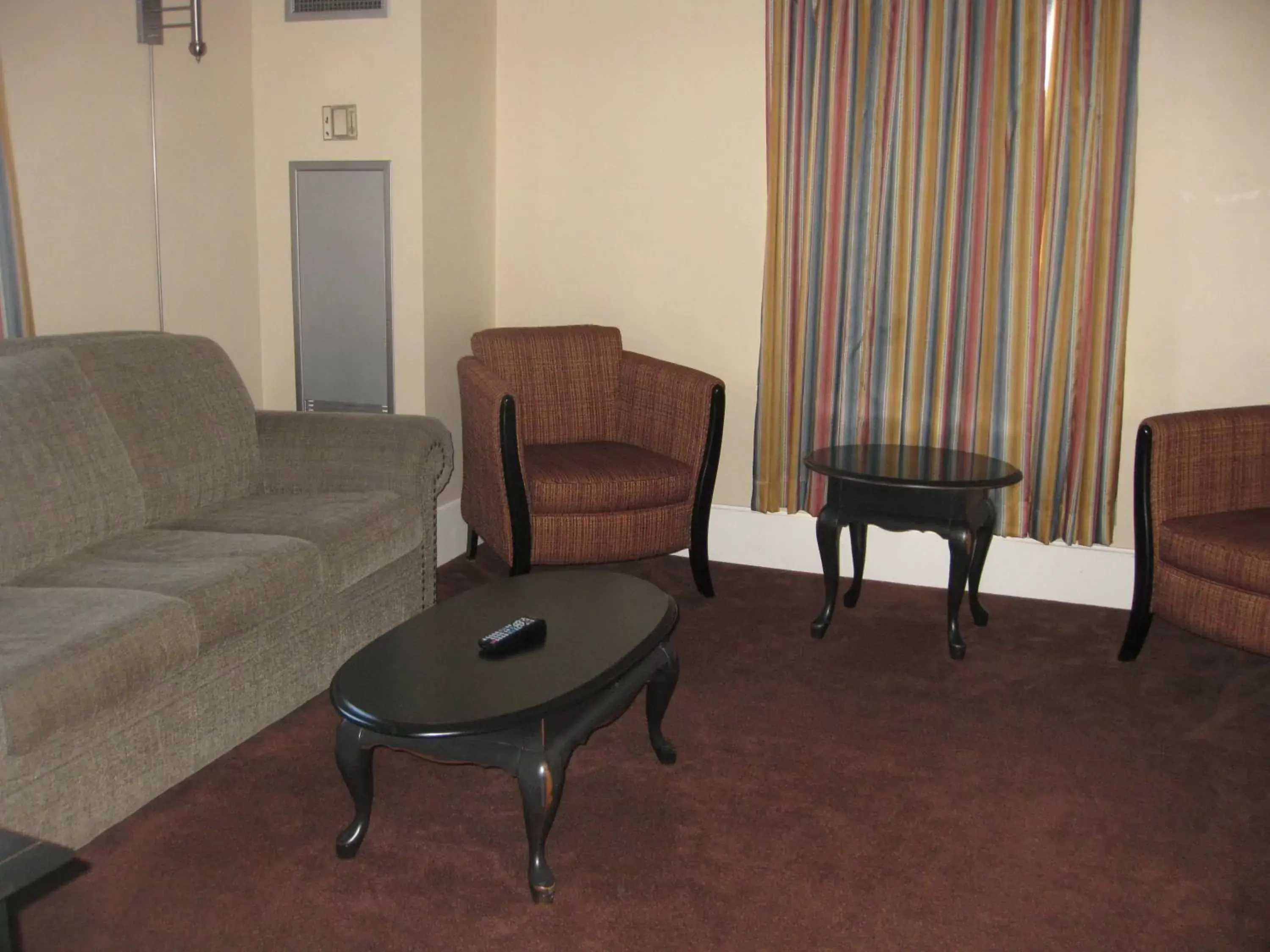 Living room, Seating Area in Glynmill Inn