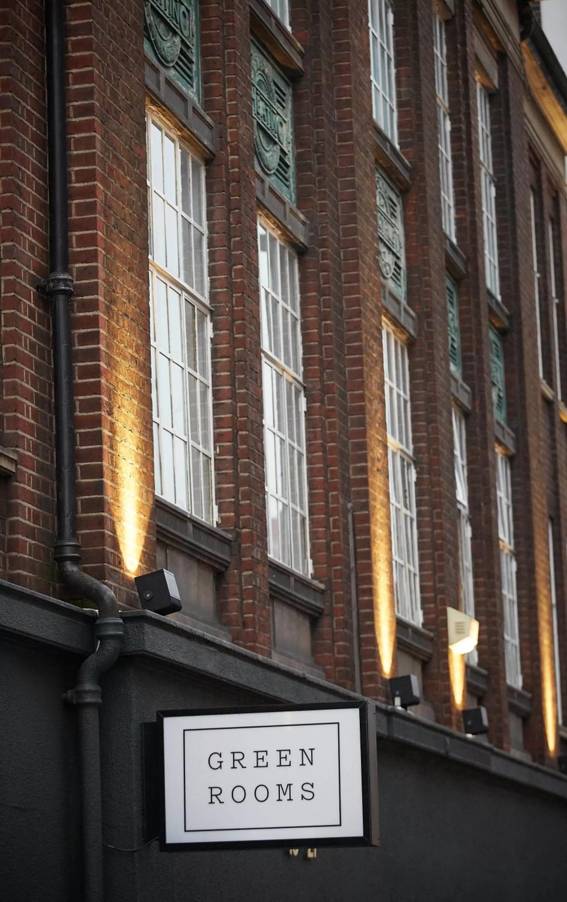 Facade/entrance in Green Rooms