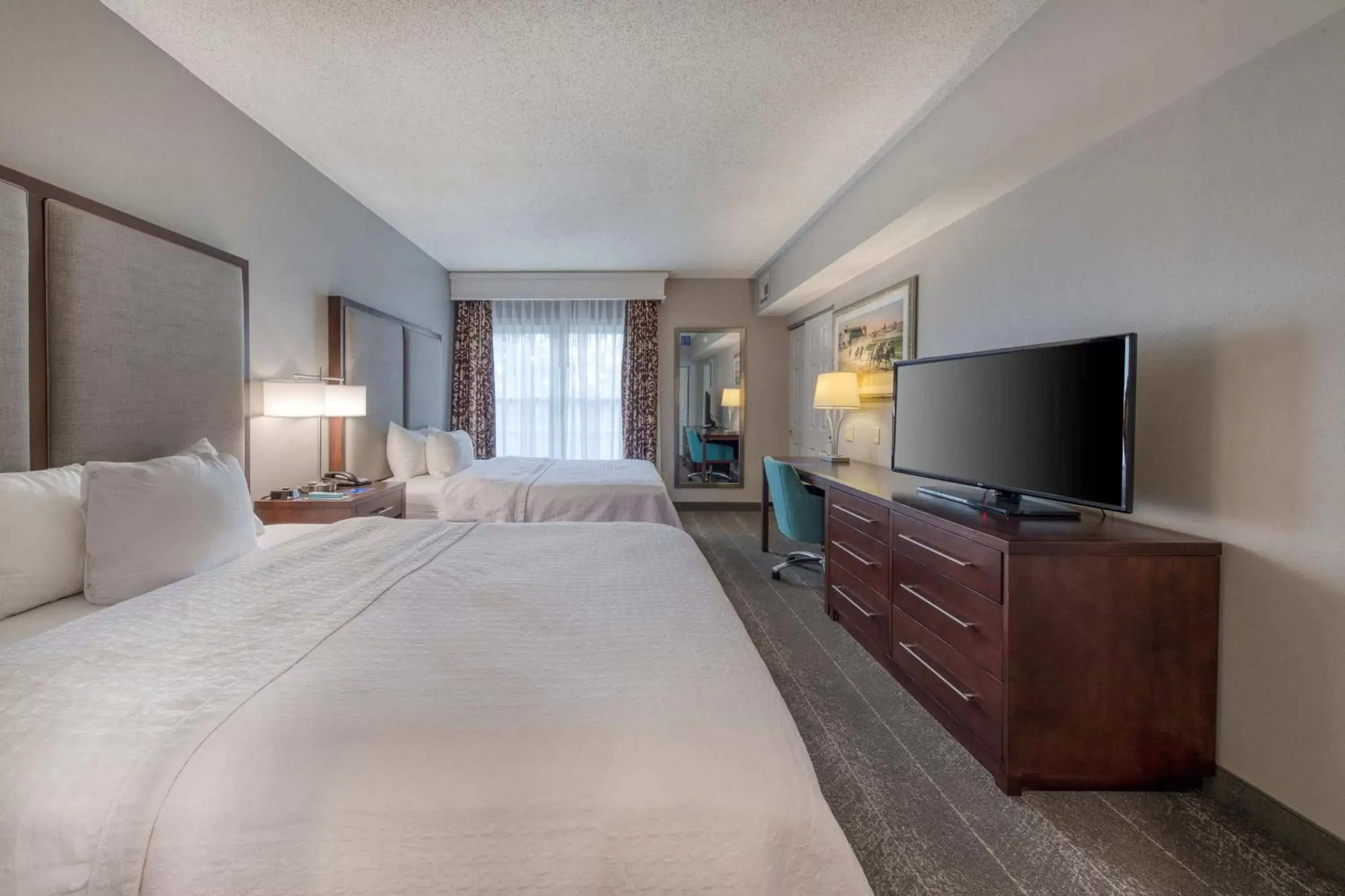 Bed, TV/Entertainment Center in Homewood Suites by Hilton Olmsted Village