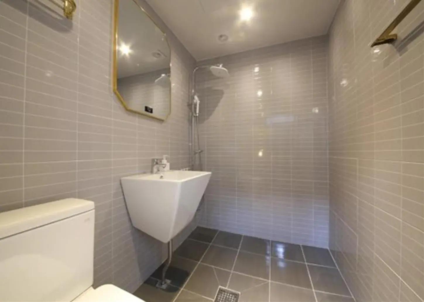 Property building, Bathroom in Busan Seomyeon Business Hotel J7                                                                