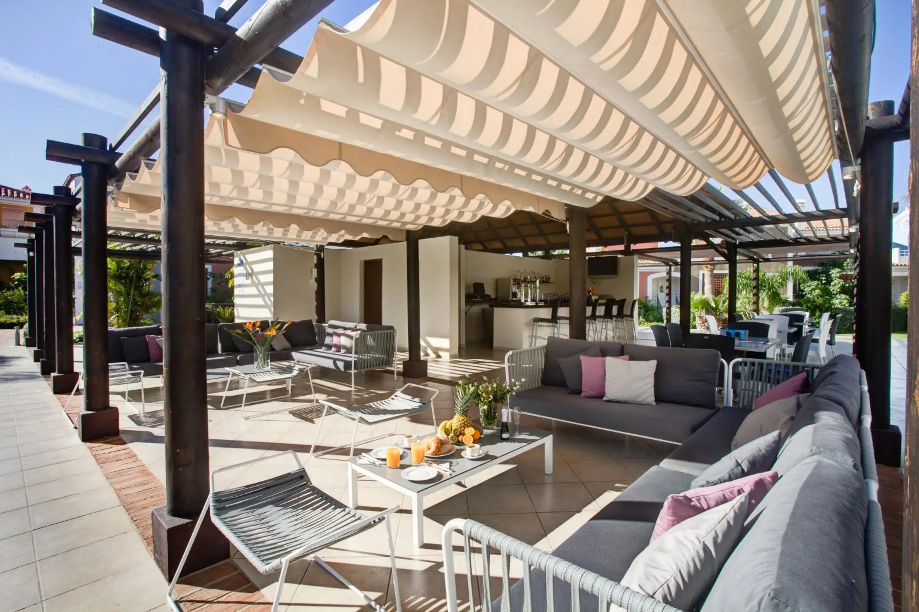 Restaurant/places to eat in Cortijo Del Mar Resort Restaurant/places to eat in Cortijo Del Mar Resort