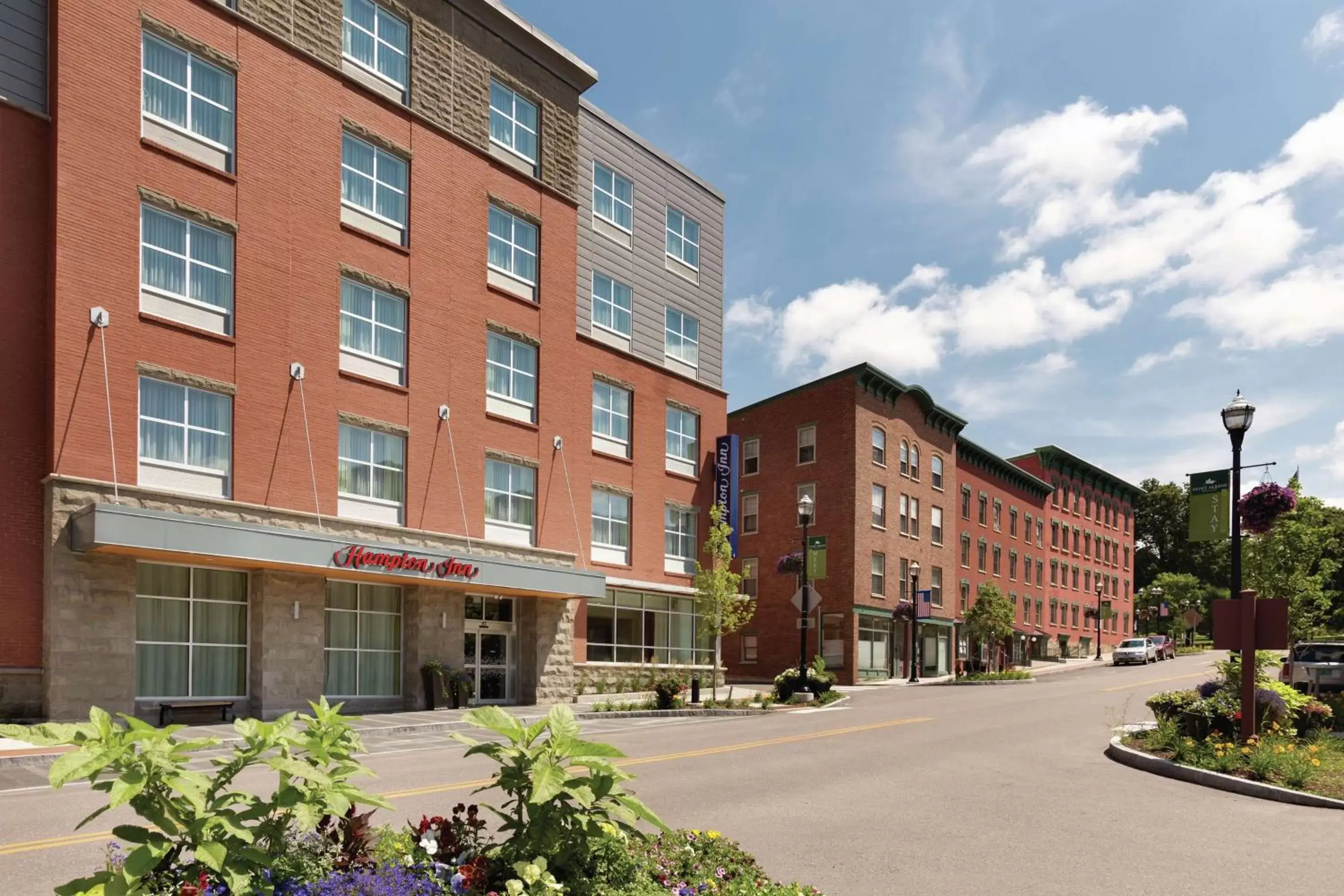 Property Building in Hampton Inn, St. Albans Vt