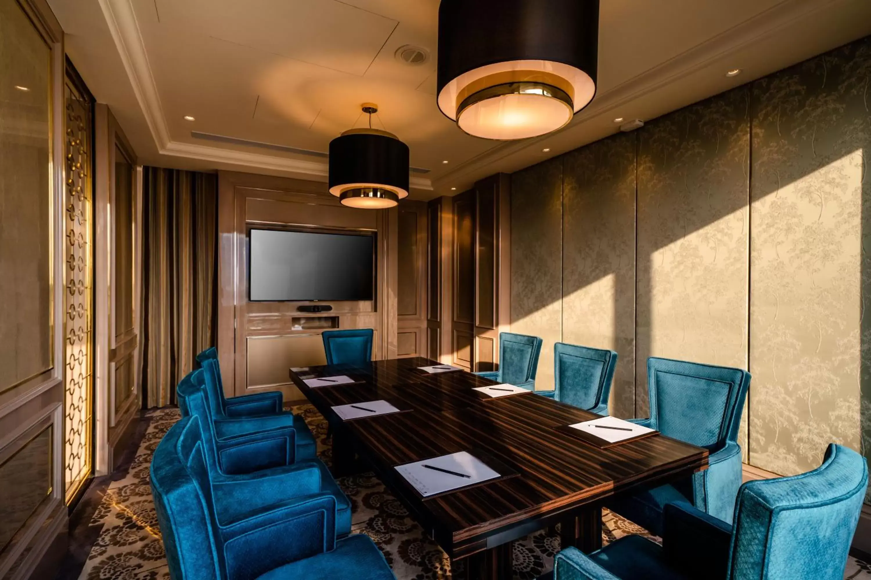 Meeting/conference room in Caravelle Saigon