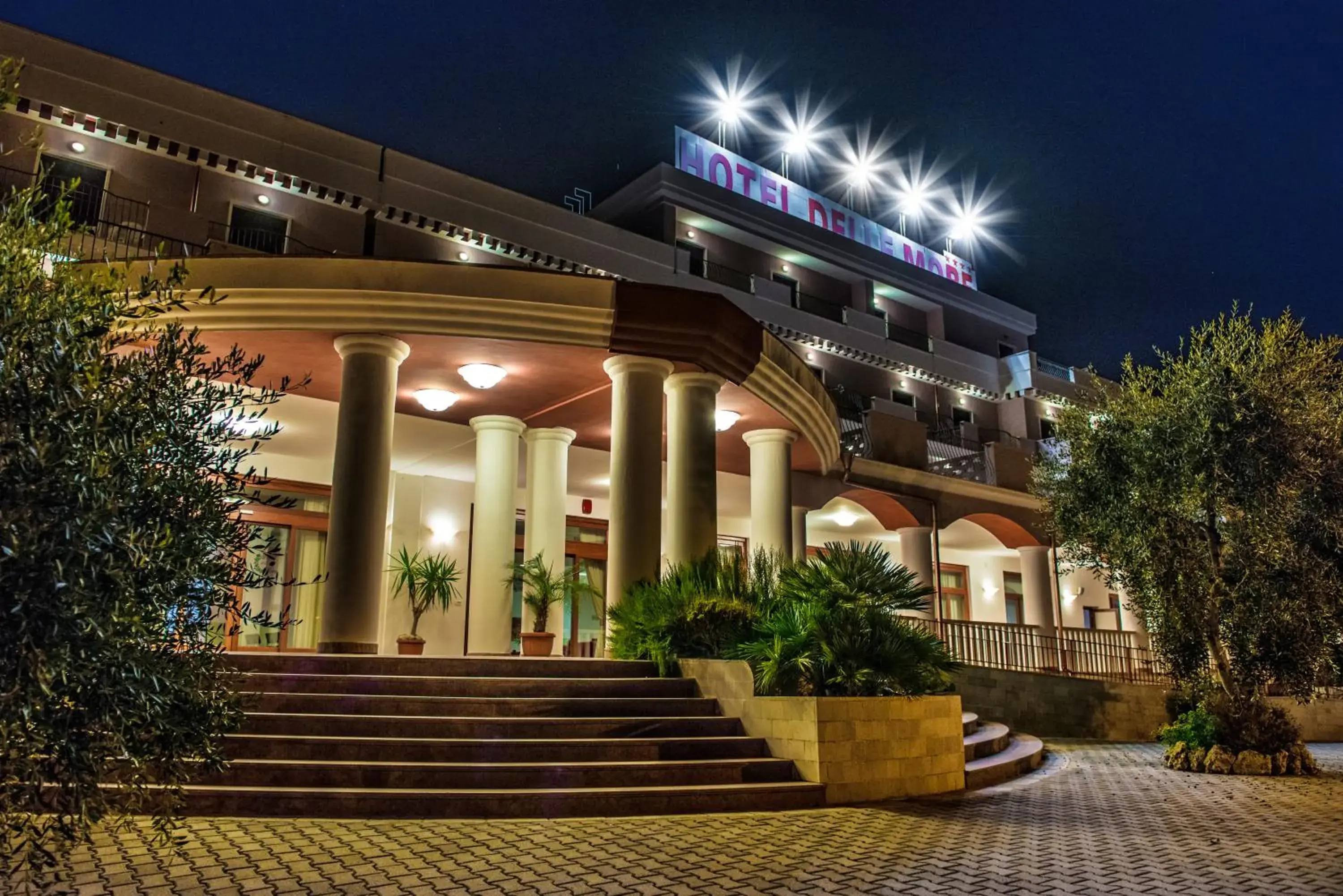 Facade/entrance, Property Building in Hotel Delle More