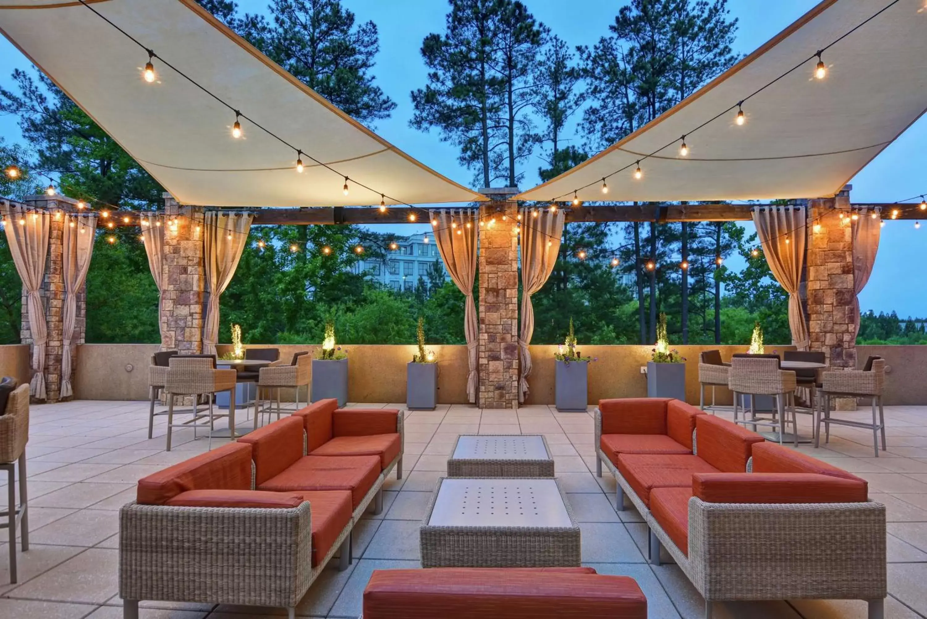 Patio in Embassy Suites by Hilton Raleigh Durham Airport Brier Creek