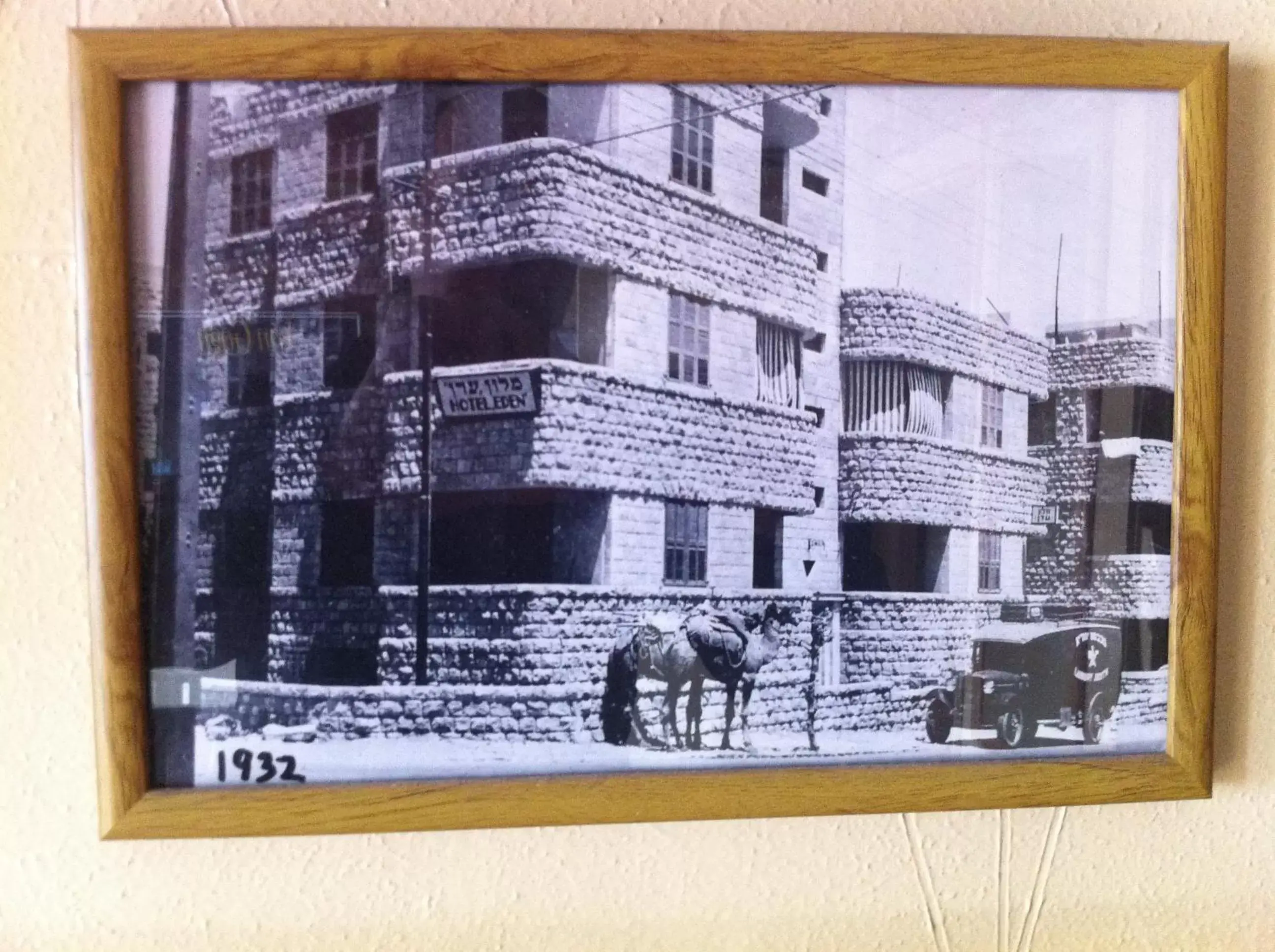 Facade/entrance in Eden Hotel