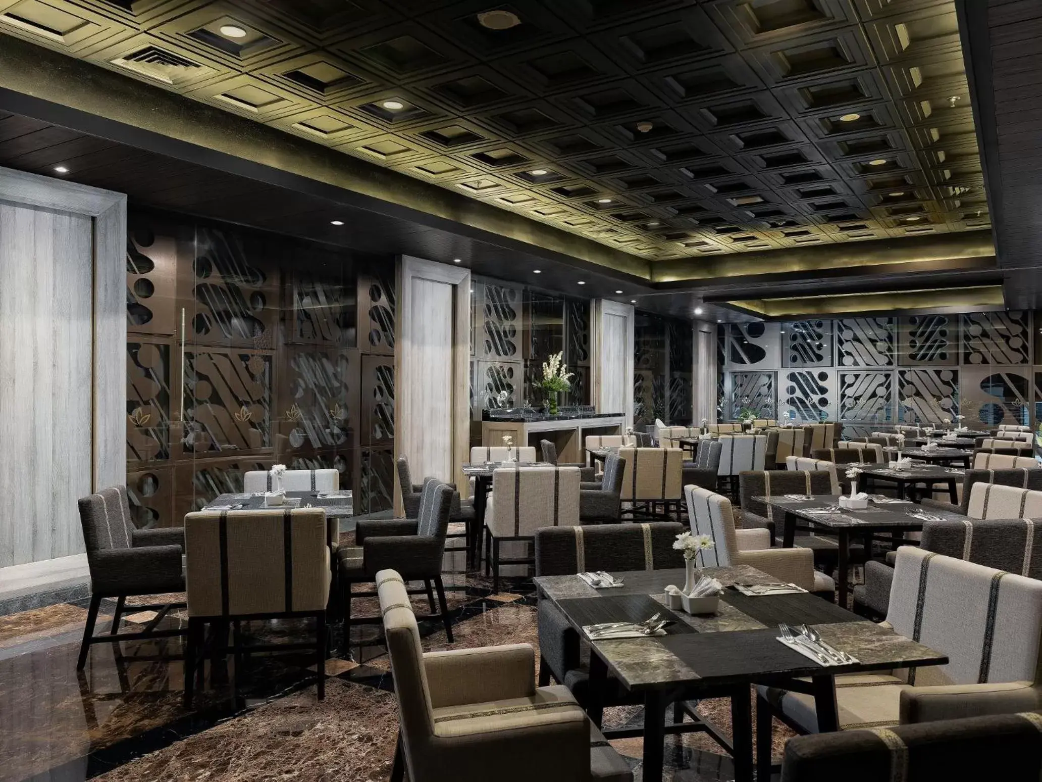 Restaurant/places to eat in Royal Malioboro by ASTON Restaurant/places to eat in Royal Malioboro by ASTON