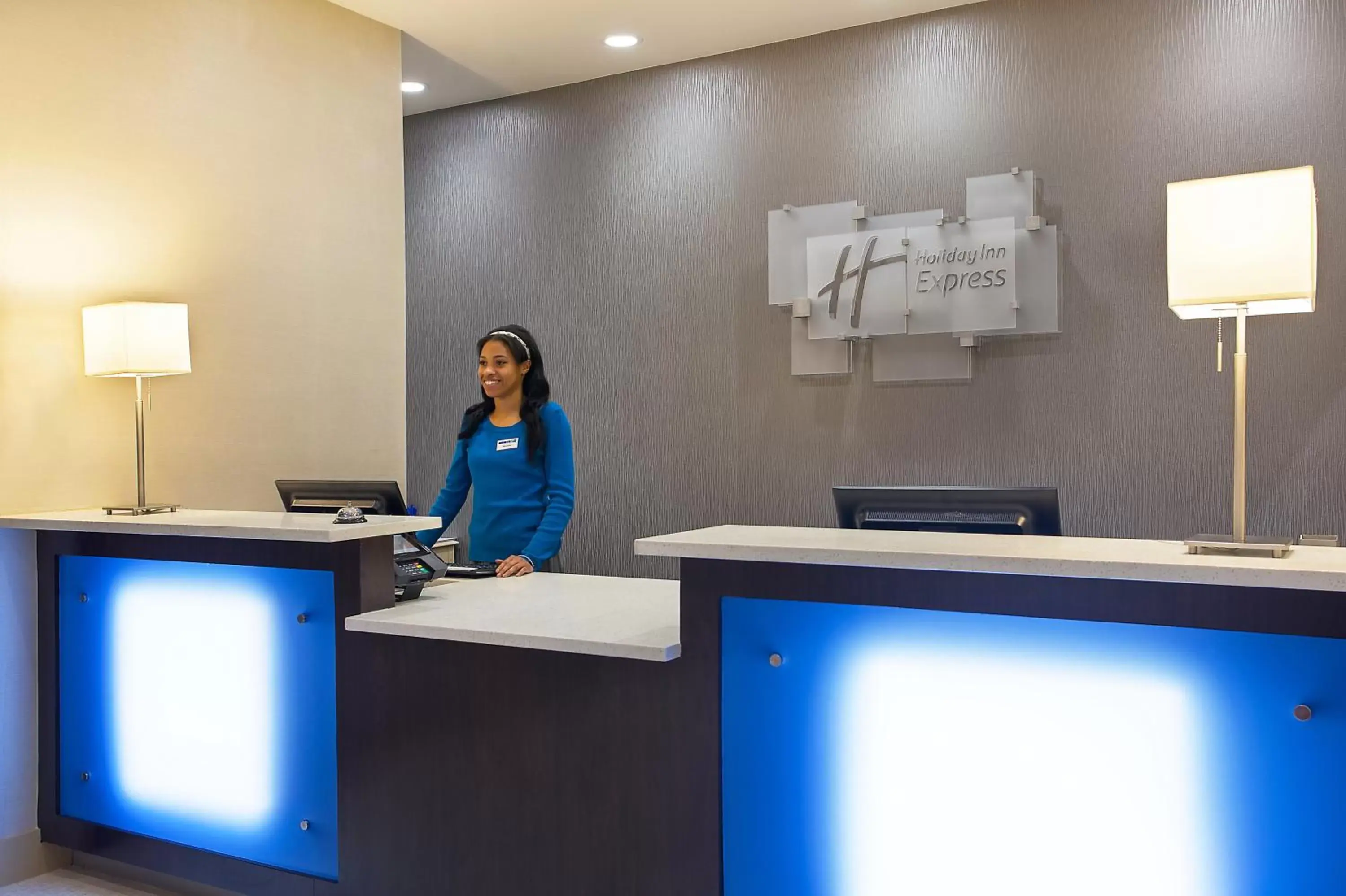 Lobby or reception, Lobby/Reception in Holiday Inn Express Berea, an IHG Hotel