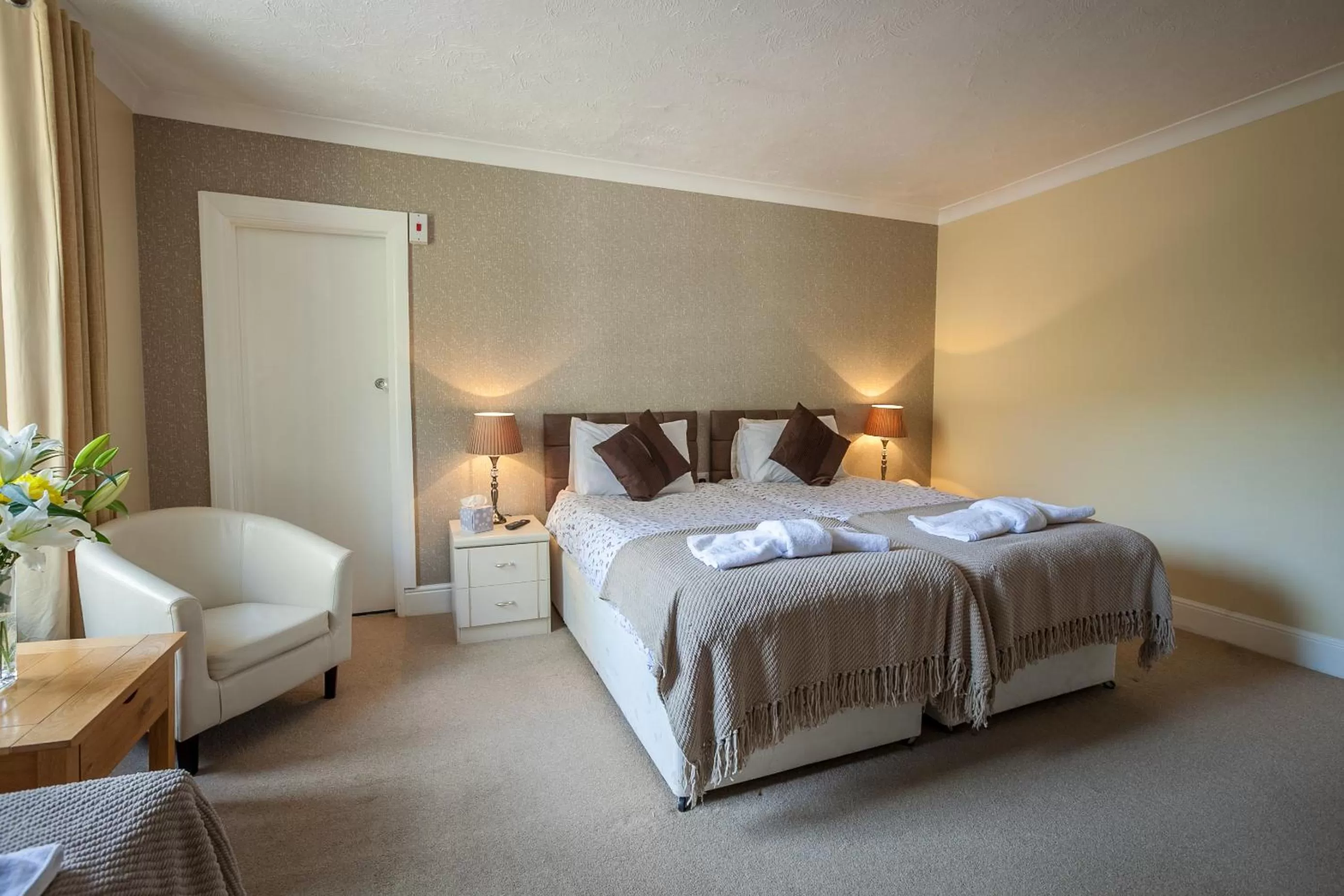 Bed in The Hotel Balmoral - Just for Adults