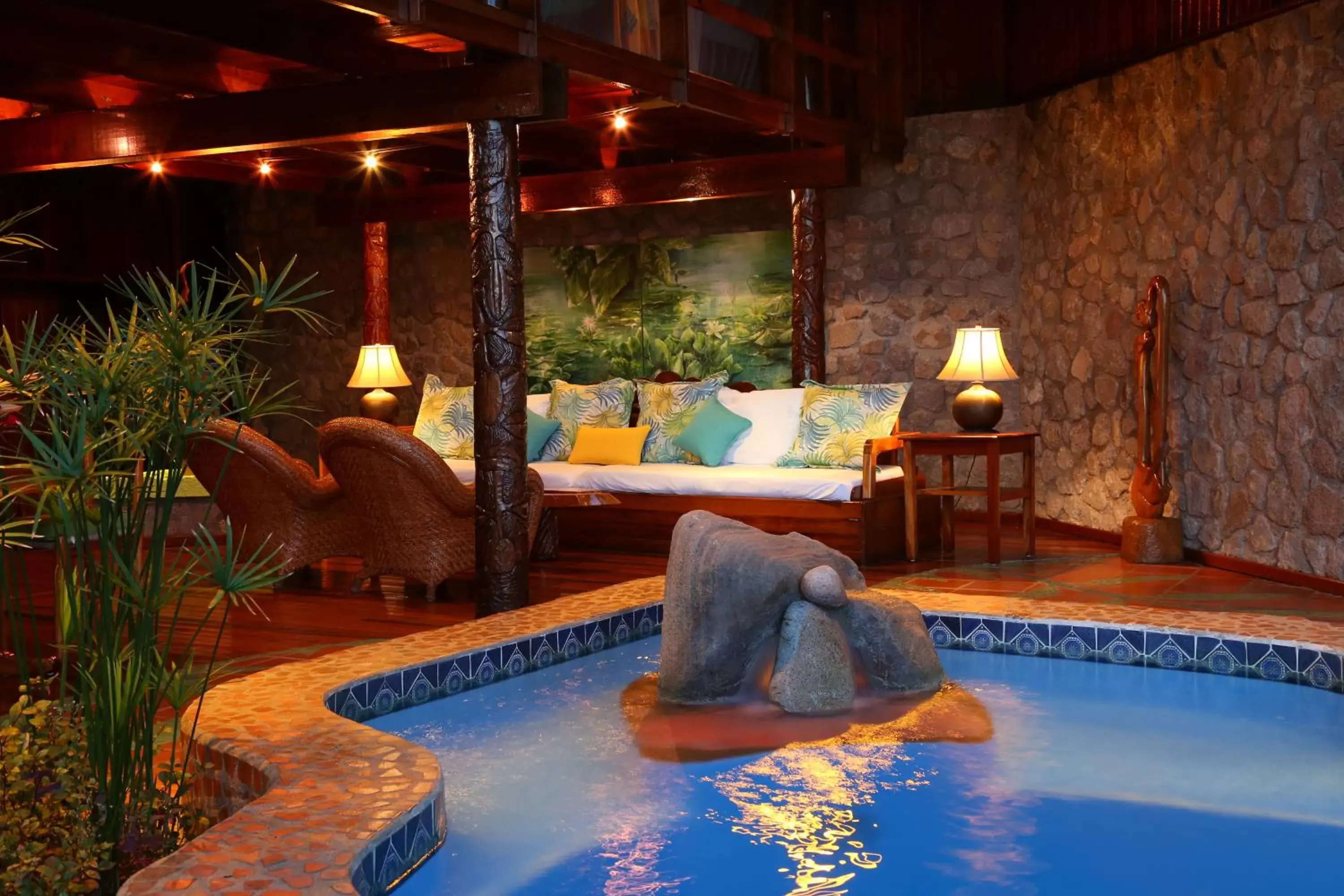 Dining area, Swimming Pool in Ladera Resort