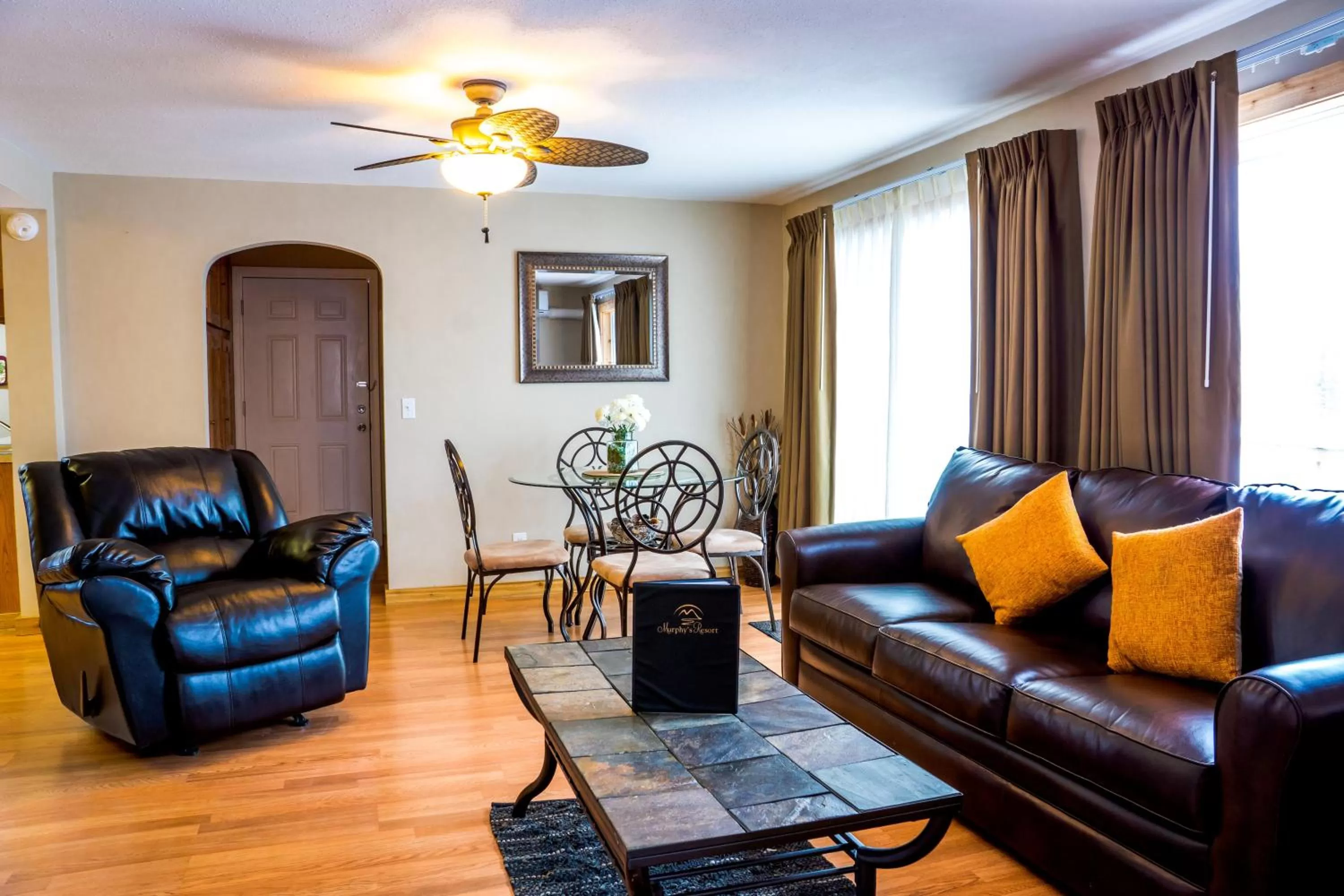 Living room in Murphy's Resort