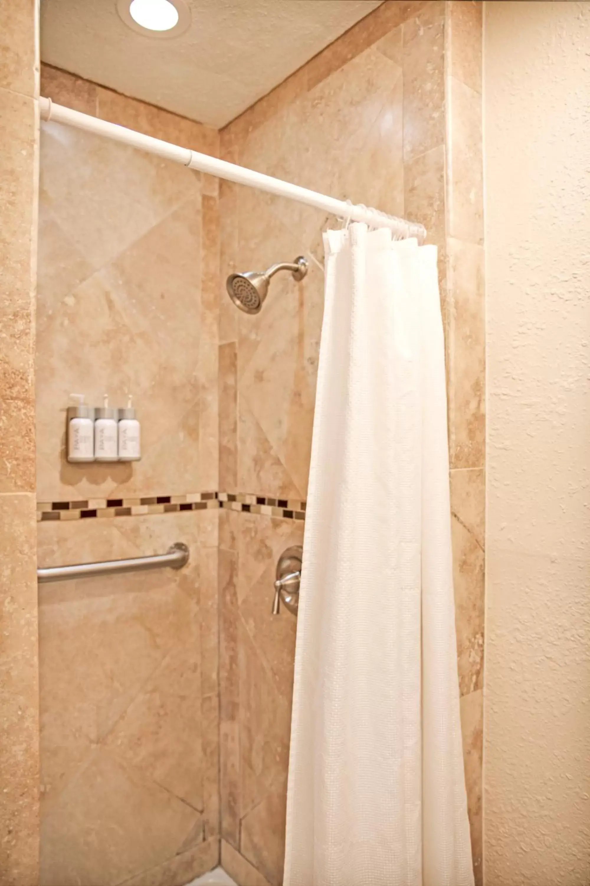 Bathroom in Sierra Mountain Inn