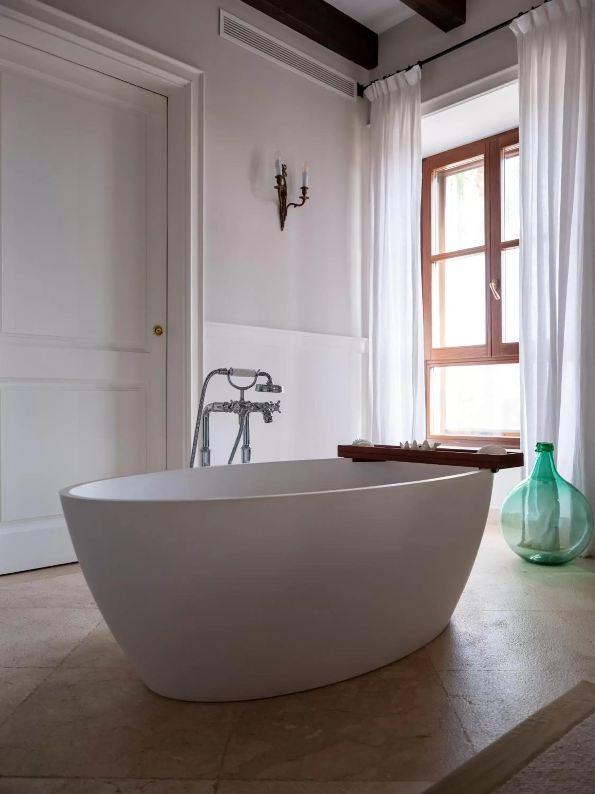 Bathroom in Cal Reiet Holistic Retreat