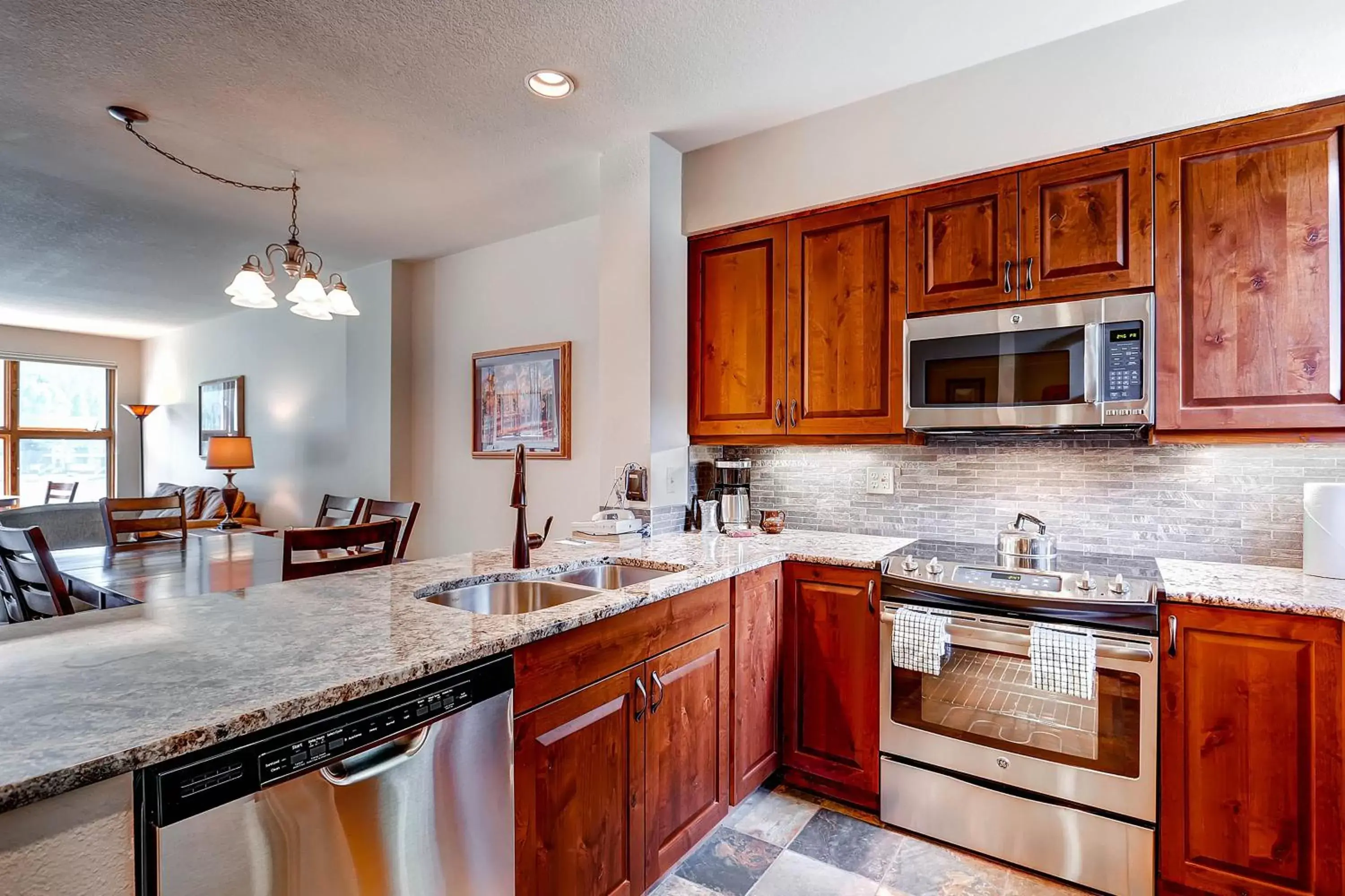 Kitchen/Kitchenette in Lakeside Village by Keystone Resort