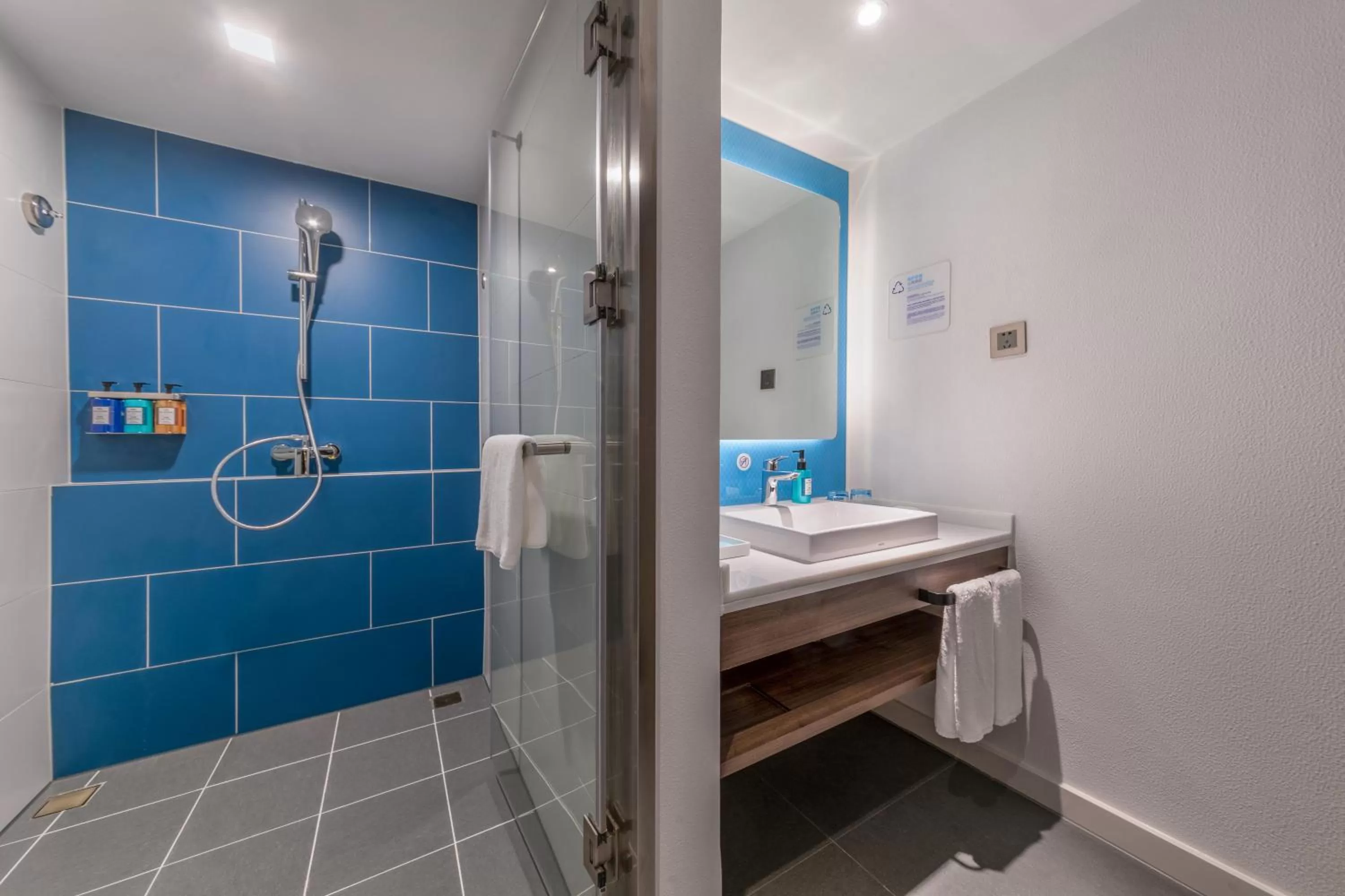 Bathroom in Holiday Inn Express Ningbo City Center by IHG