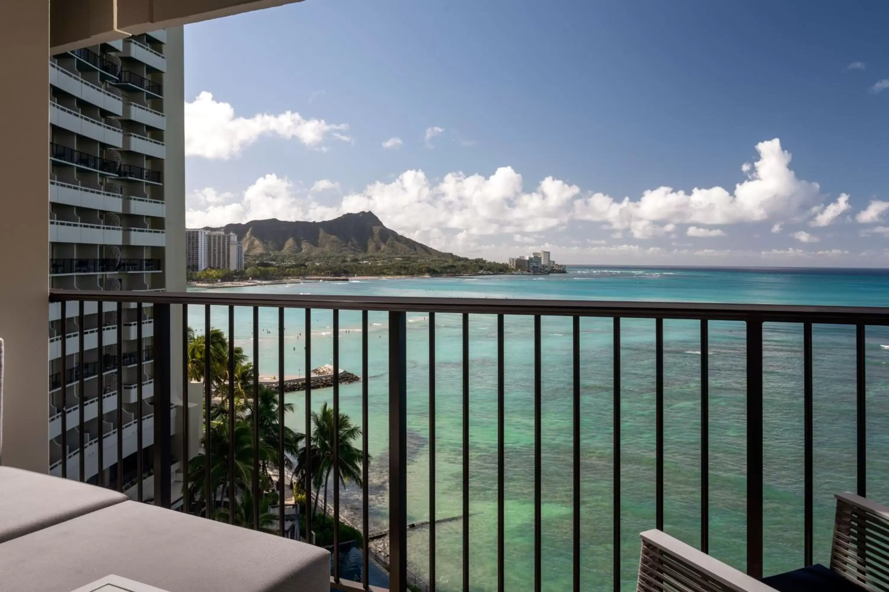 Photo of the whole room in Sheraton Waikiki