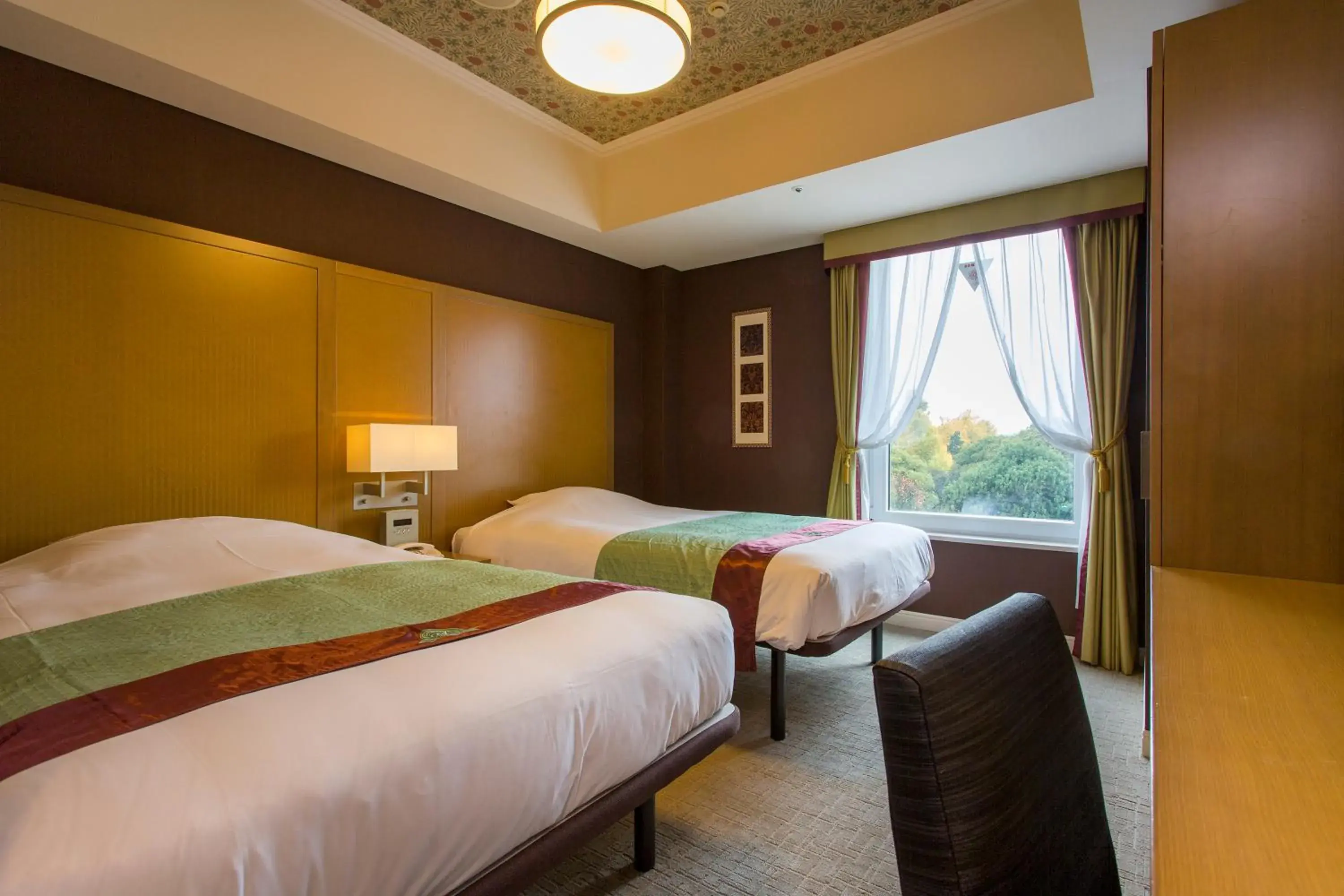 Bed in Hotel Monterey Akasaka