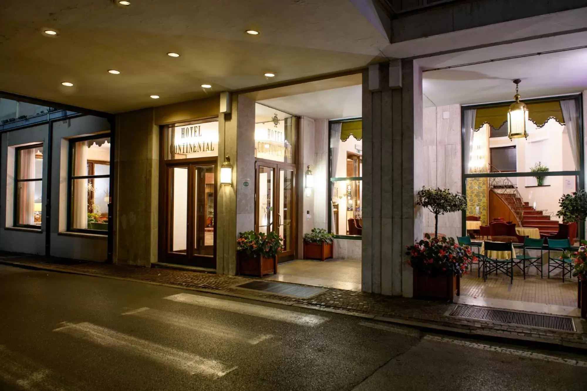 Facade/entrance in Hotel Continental