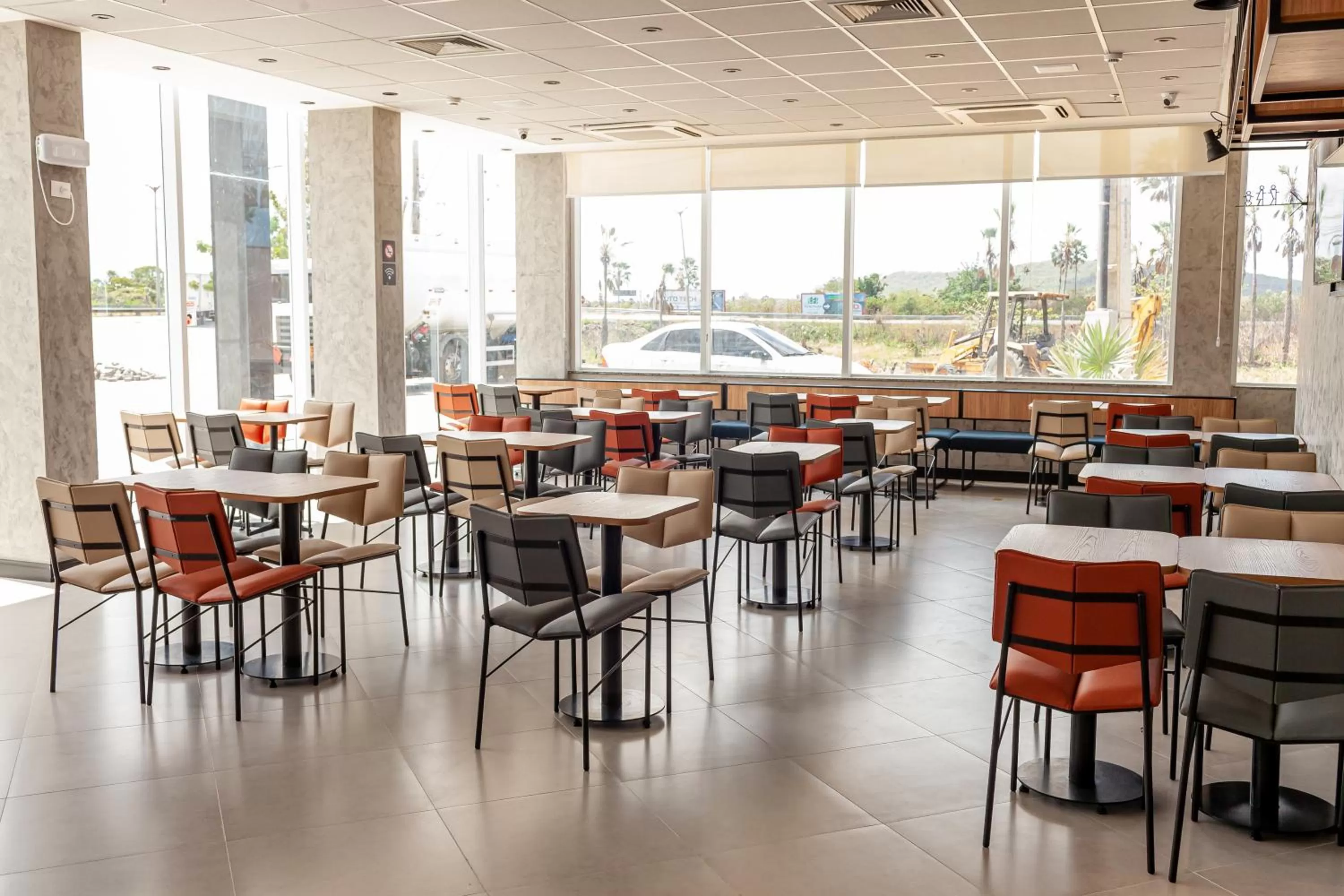 Restaurant/places to eat in ibis Caucaia Porto do Pecem