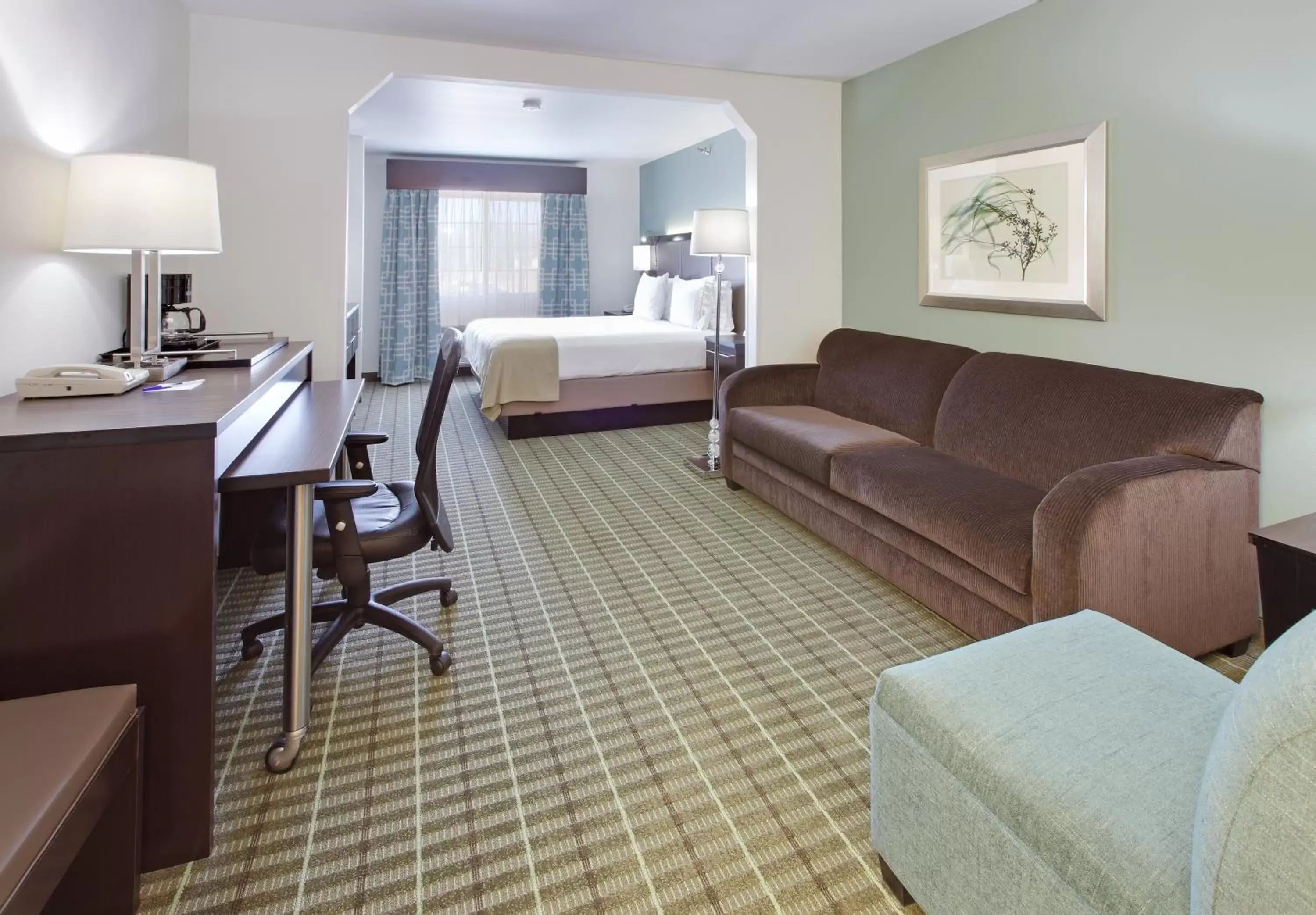 Photo of the whole room, Seating Area in Holiday Inn Express Monticello, an IHG Hotel