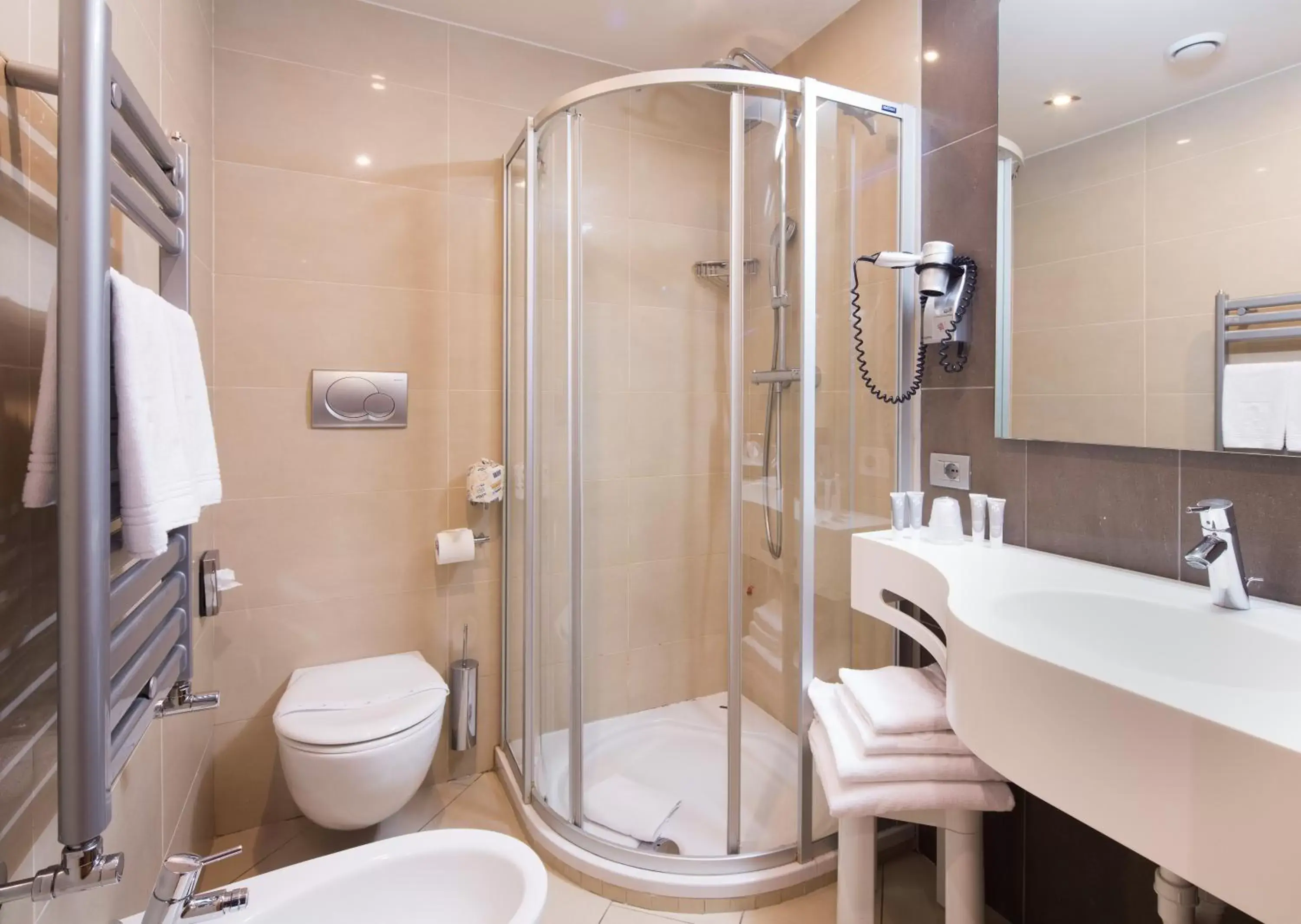 Bathroom in Best Western Hotel Adige Bathroom in Best Western Hotel Adige