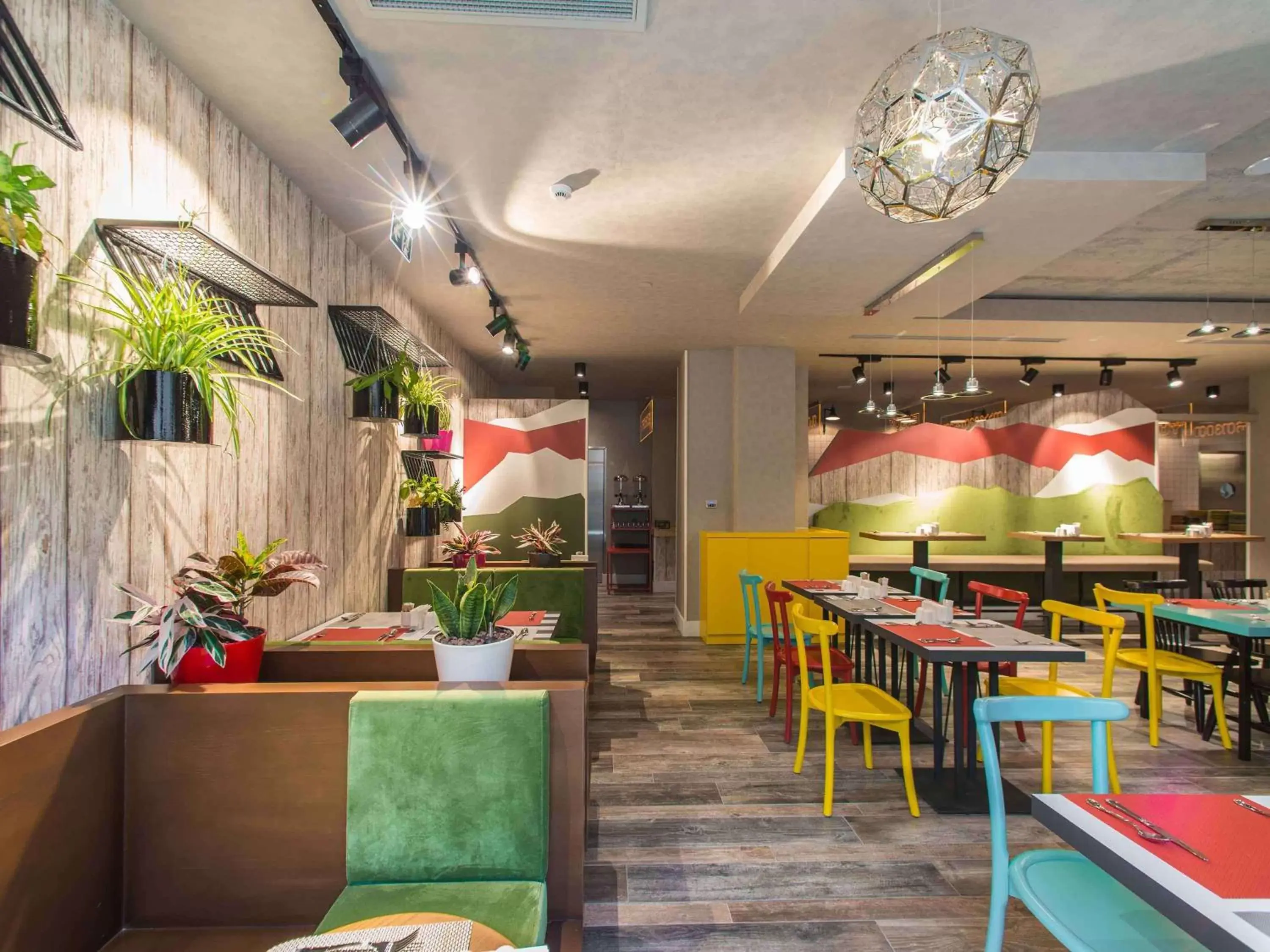 Restaurant/Places to Eat in ibis Styles Tbilisi Center