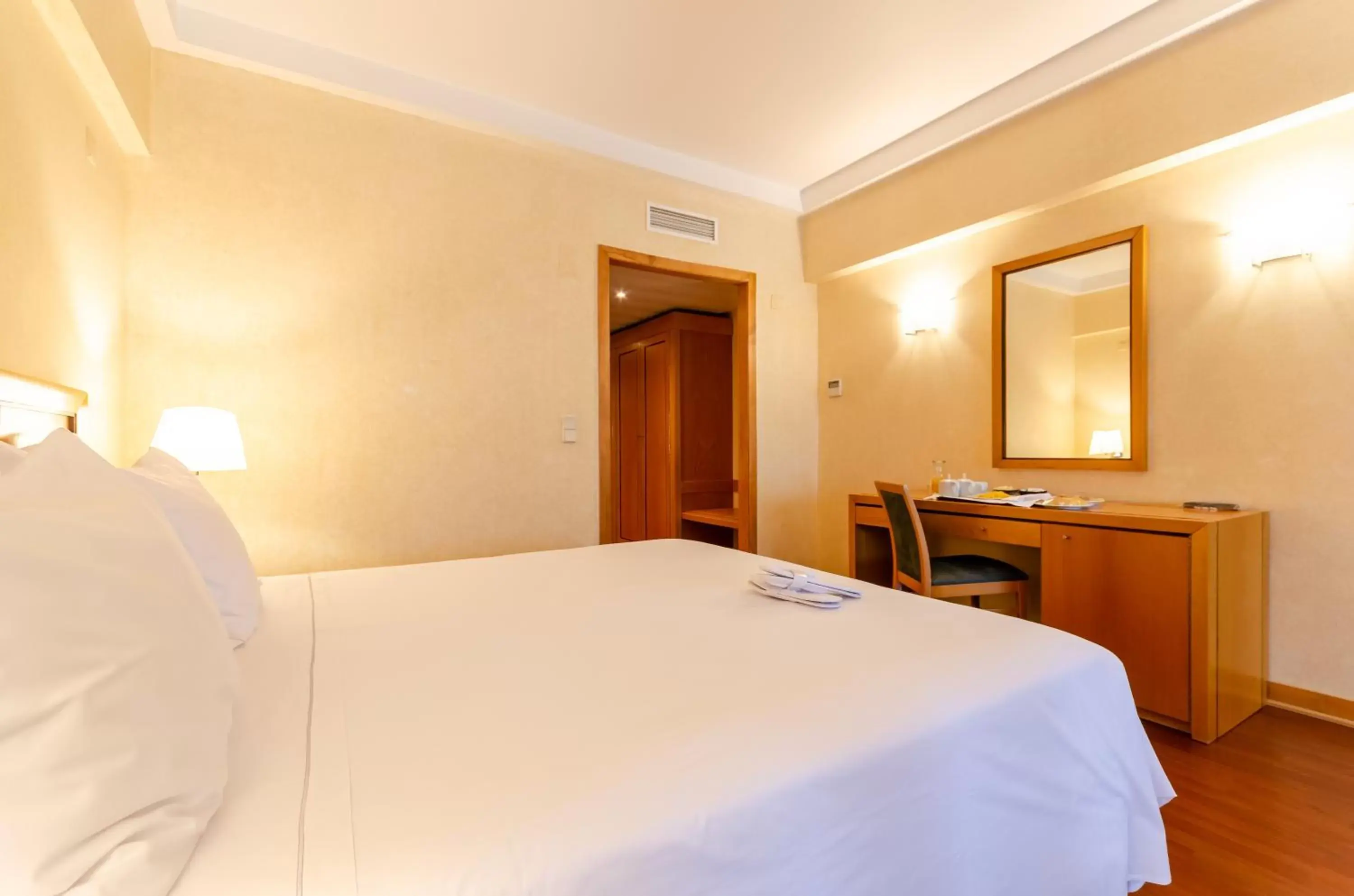 Bedroom, Bed in Hotel Roma