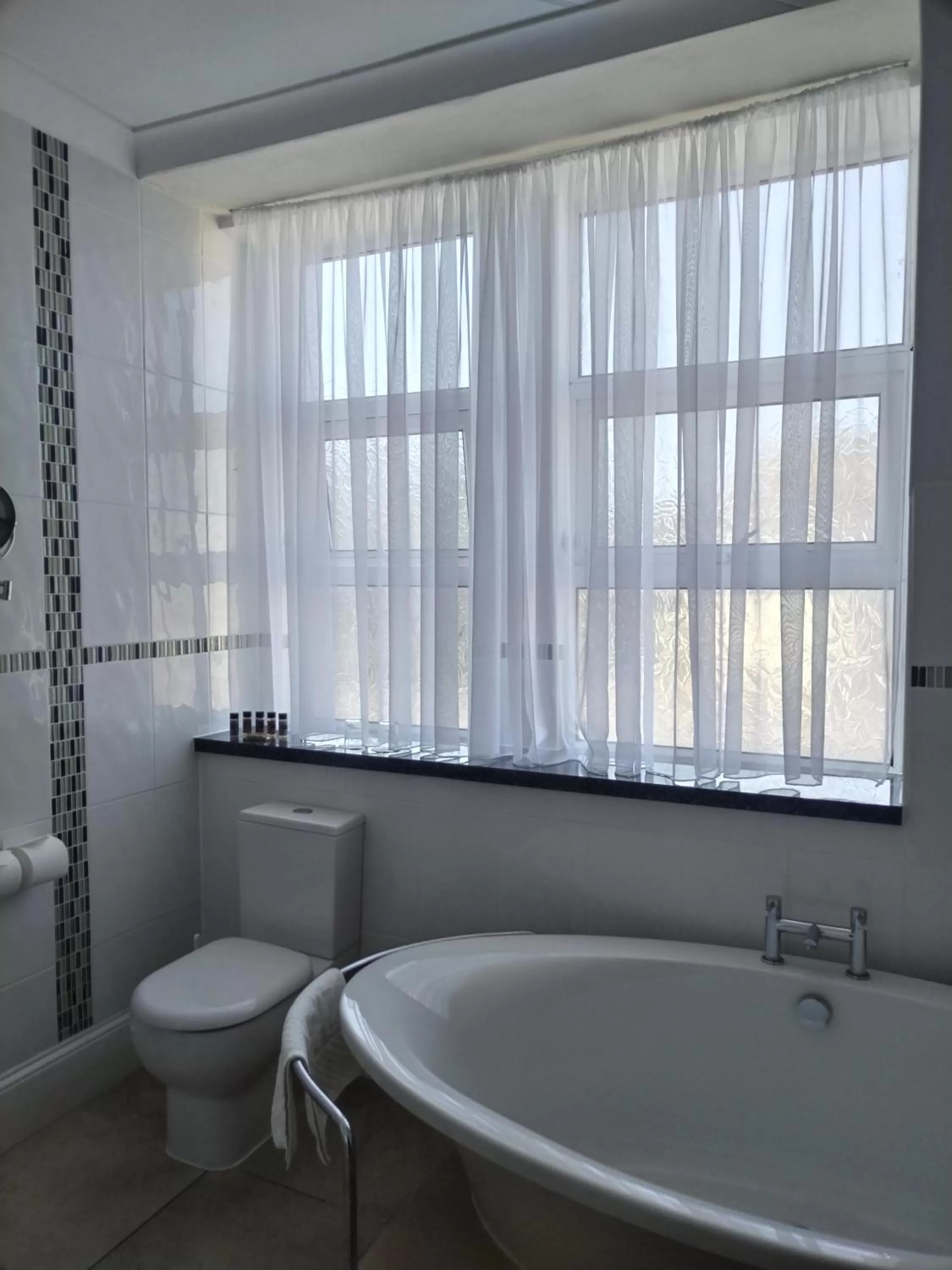 Bathroom in Abbey Sands Hotel