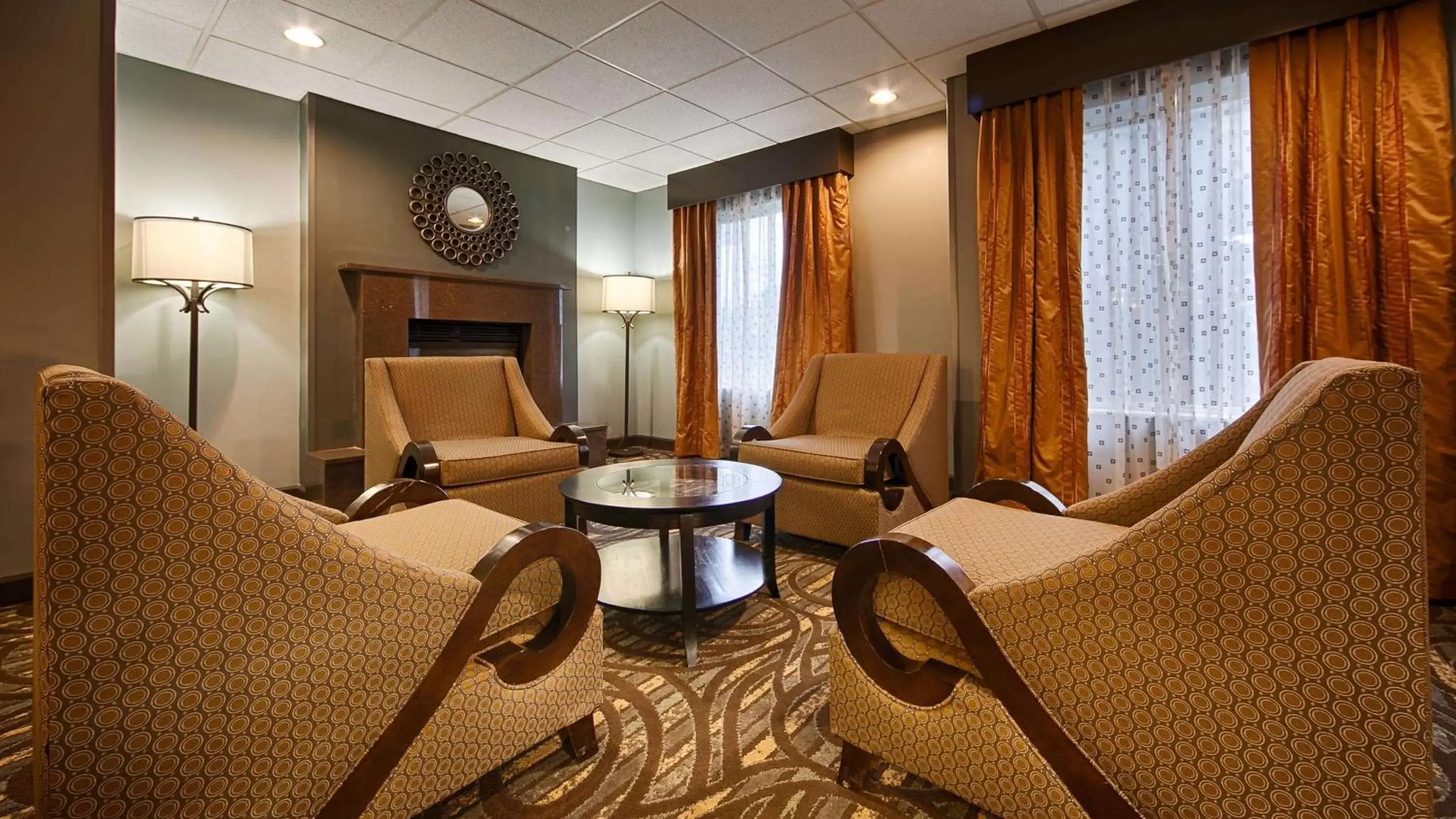 Lobby or reception, Seating Area in Best Western Plus Coldwater Hotel