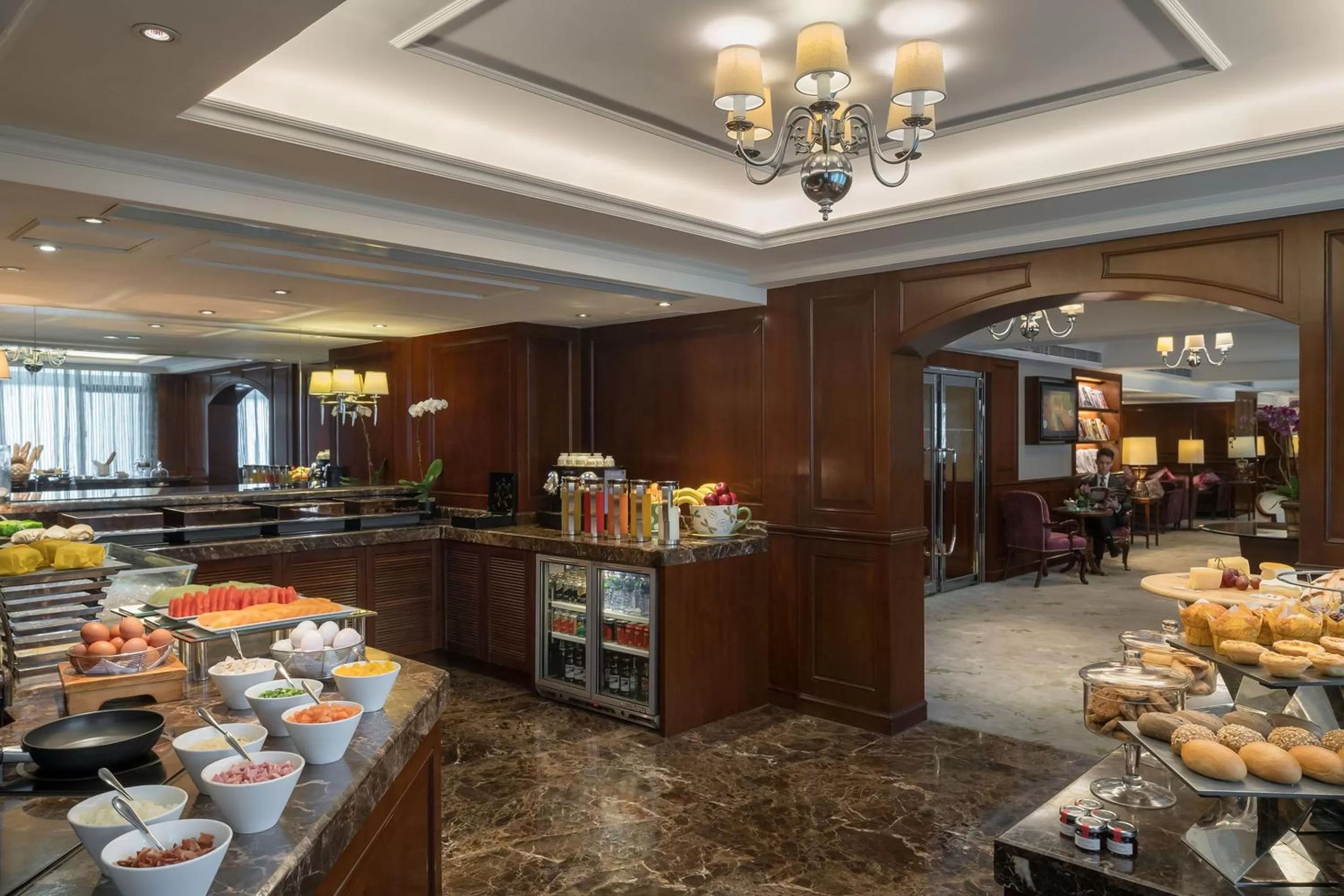 Lounge or bar in Marco Polo Hongkong Hotel