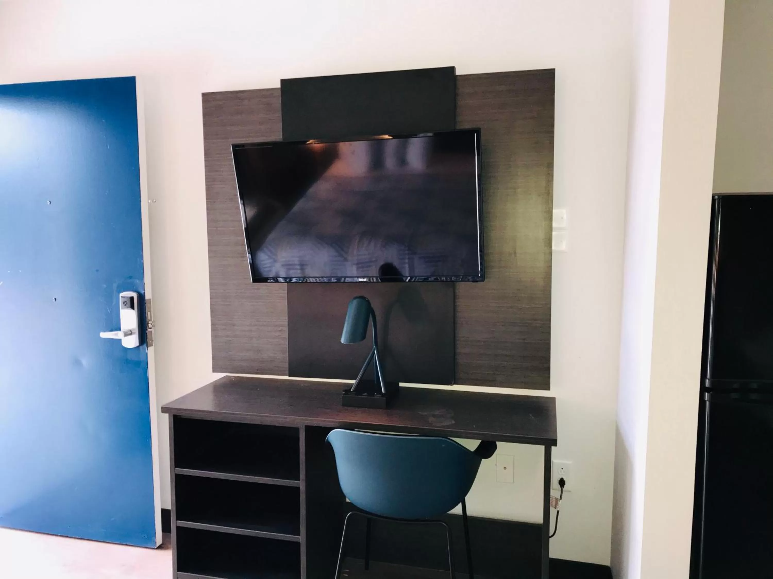 TV/Entertainment Center in Studio 6 Dublin, Ga