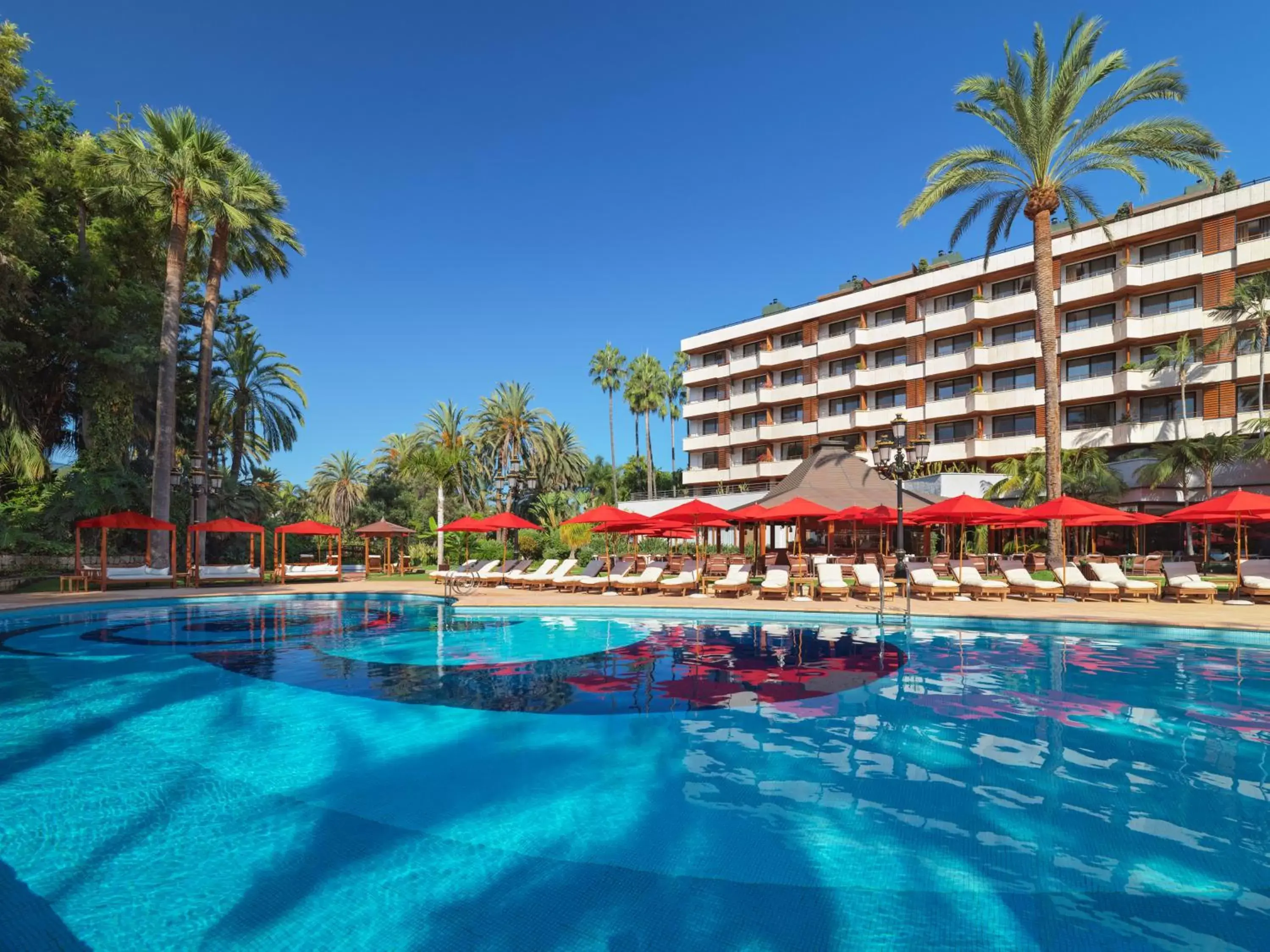 Swimming Pool in Hotel Botanico y Oriental Spa Garden Swimming Pool in Hotel Botanico y Oriental Spa Garden