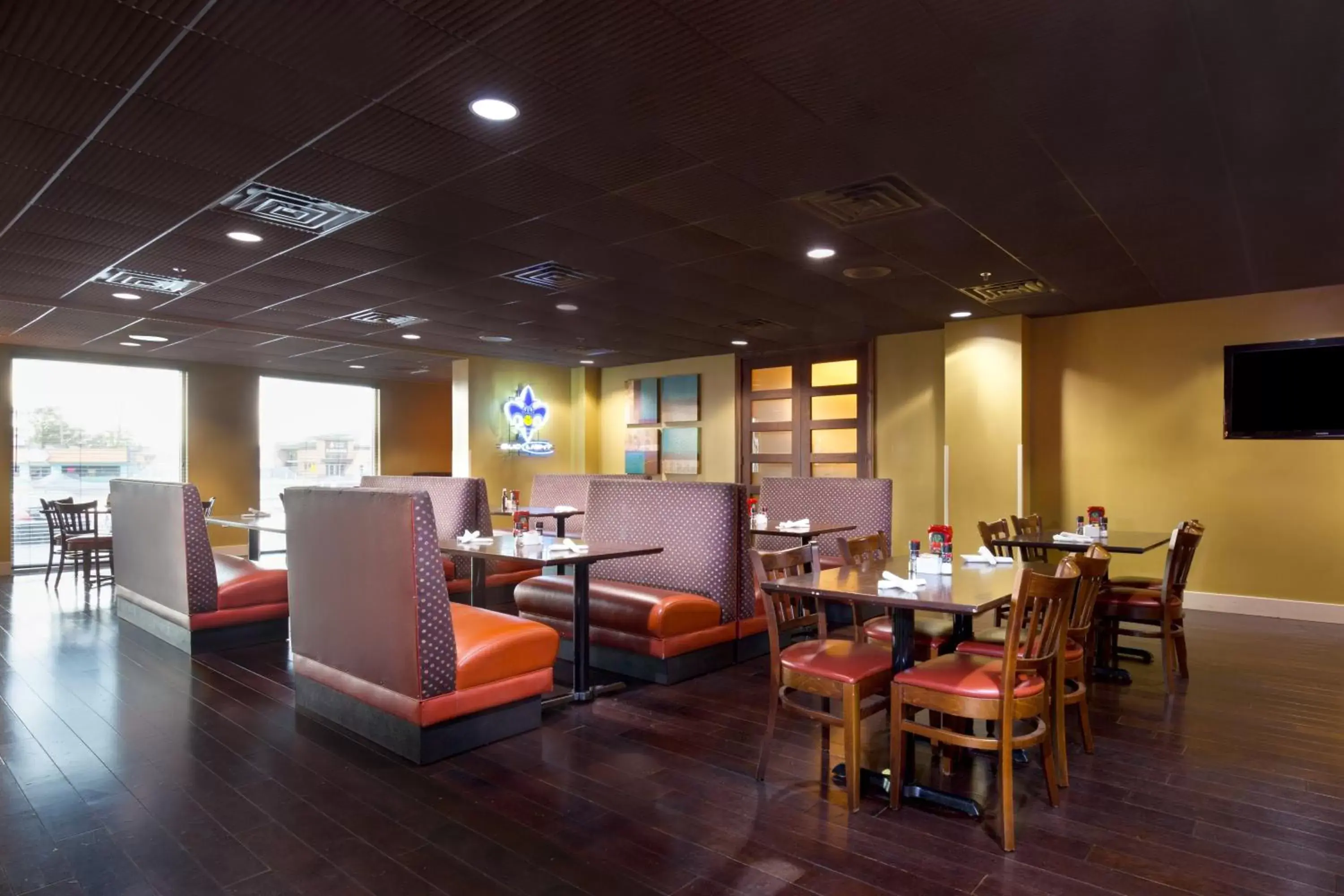 Restaurant/Places to Eat in Holiday Inn Metairie New Orleans, an IHG Hotel