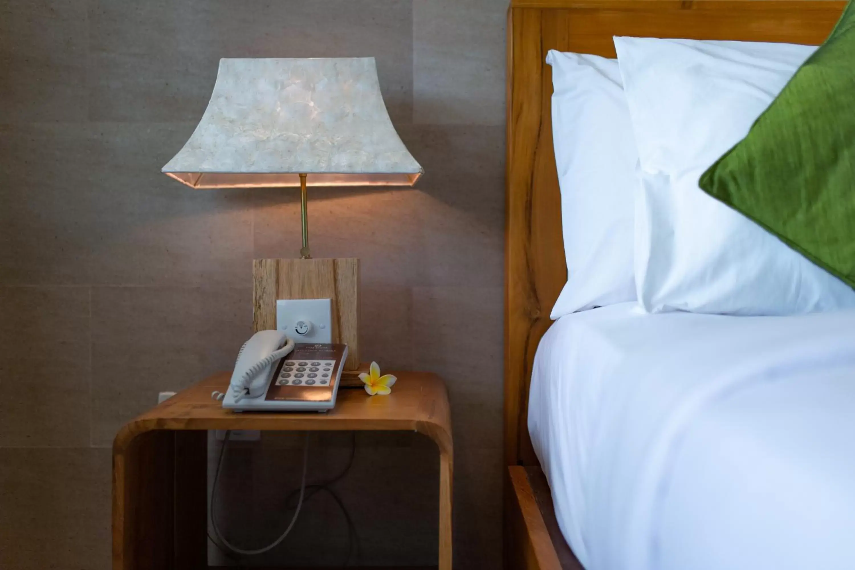 Bed in Om Ham Retreat and Resort