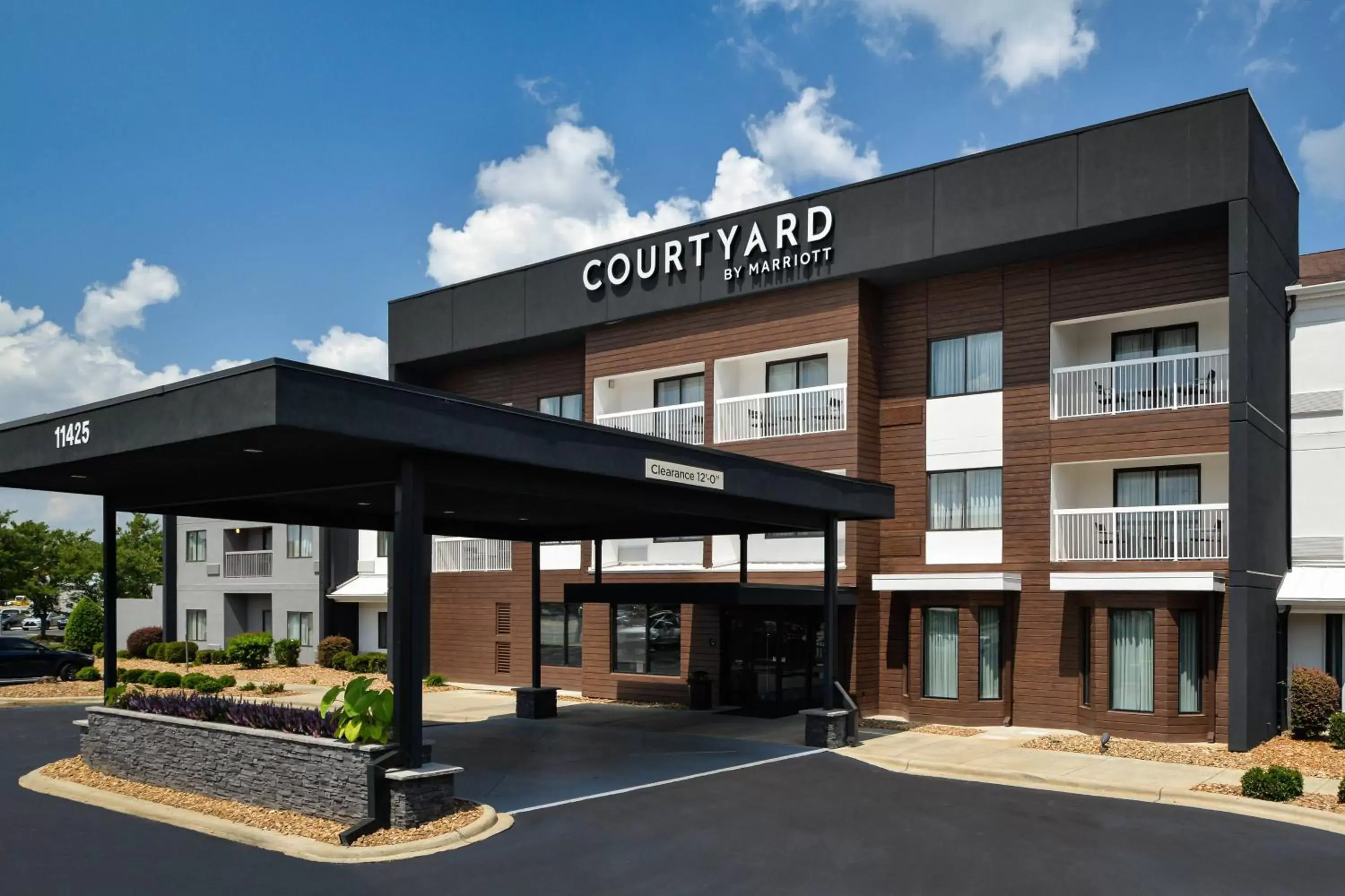 Property Building in Courtyard by Marriott Charlotte Matthews