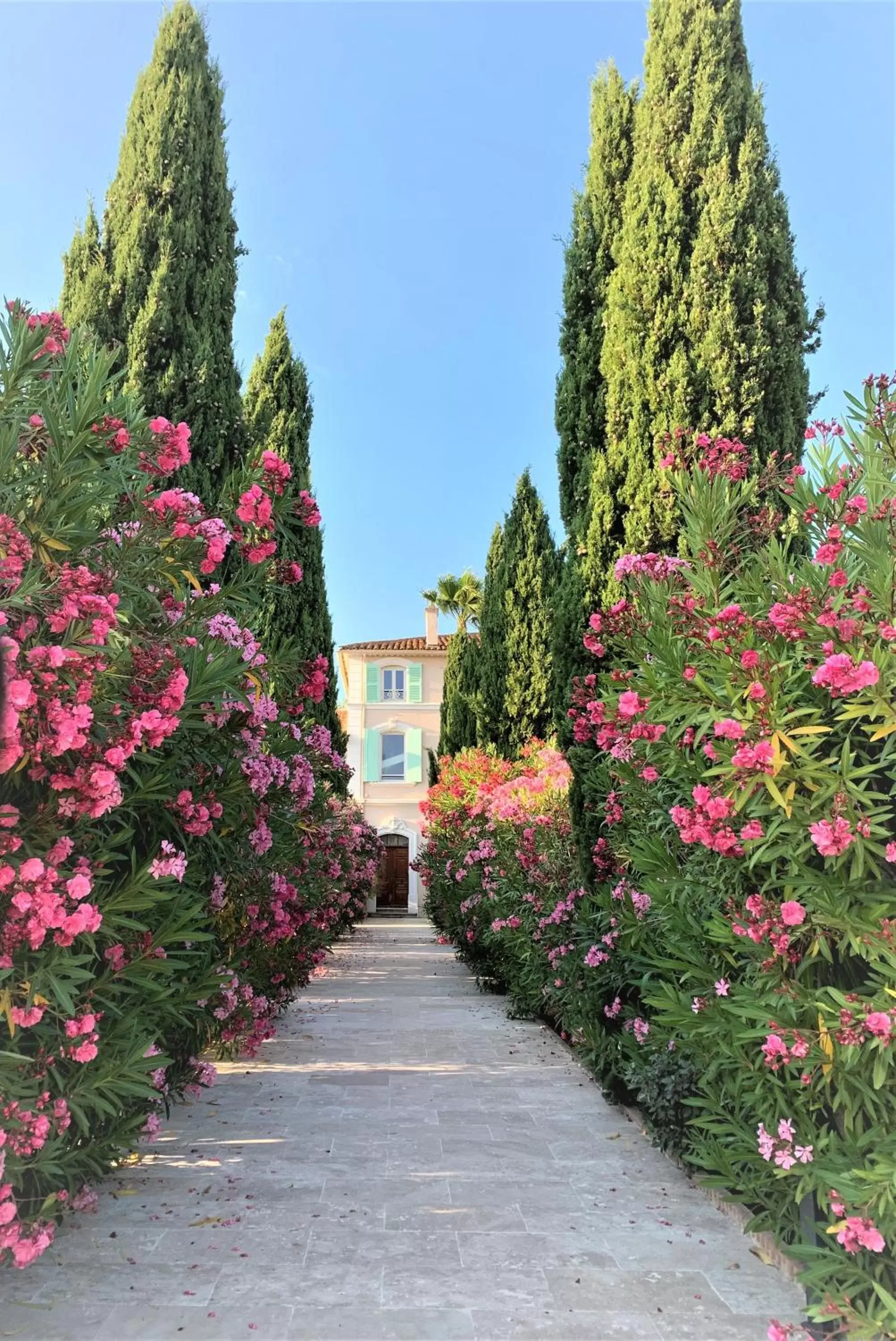 Facade/entrance in Domaine de l'Aufrene