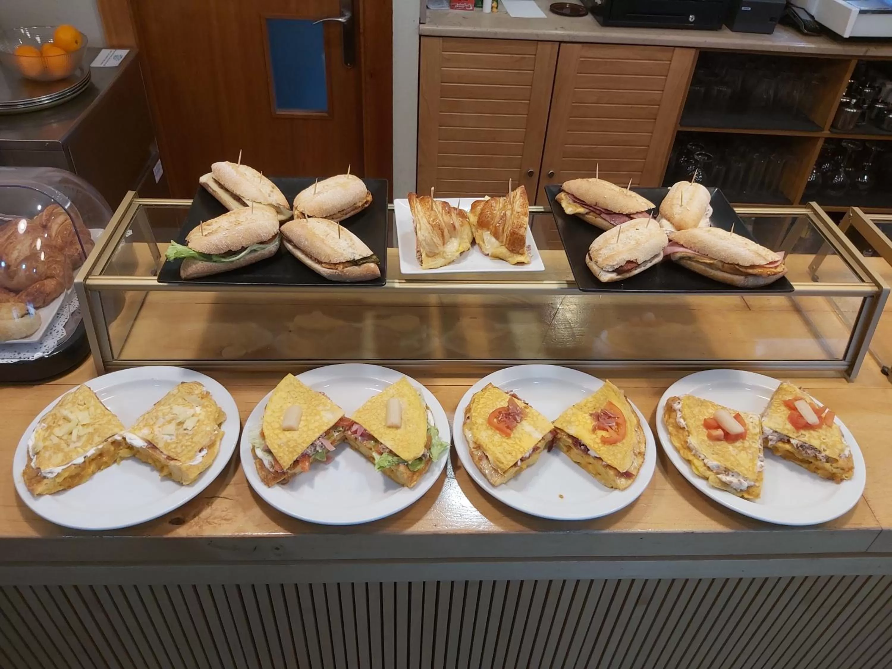 Breakfast in Hotel San Millán