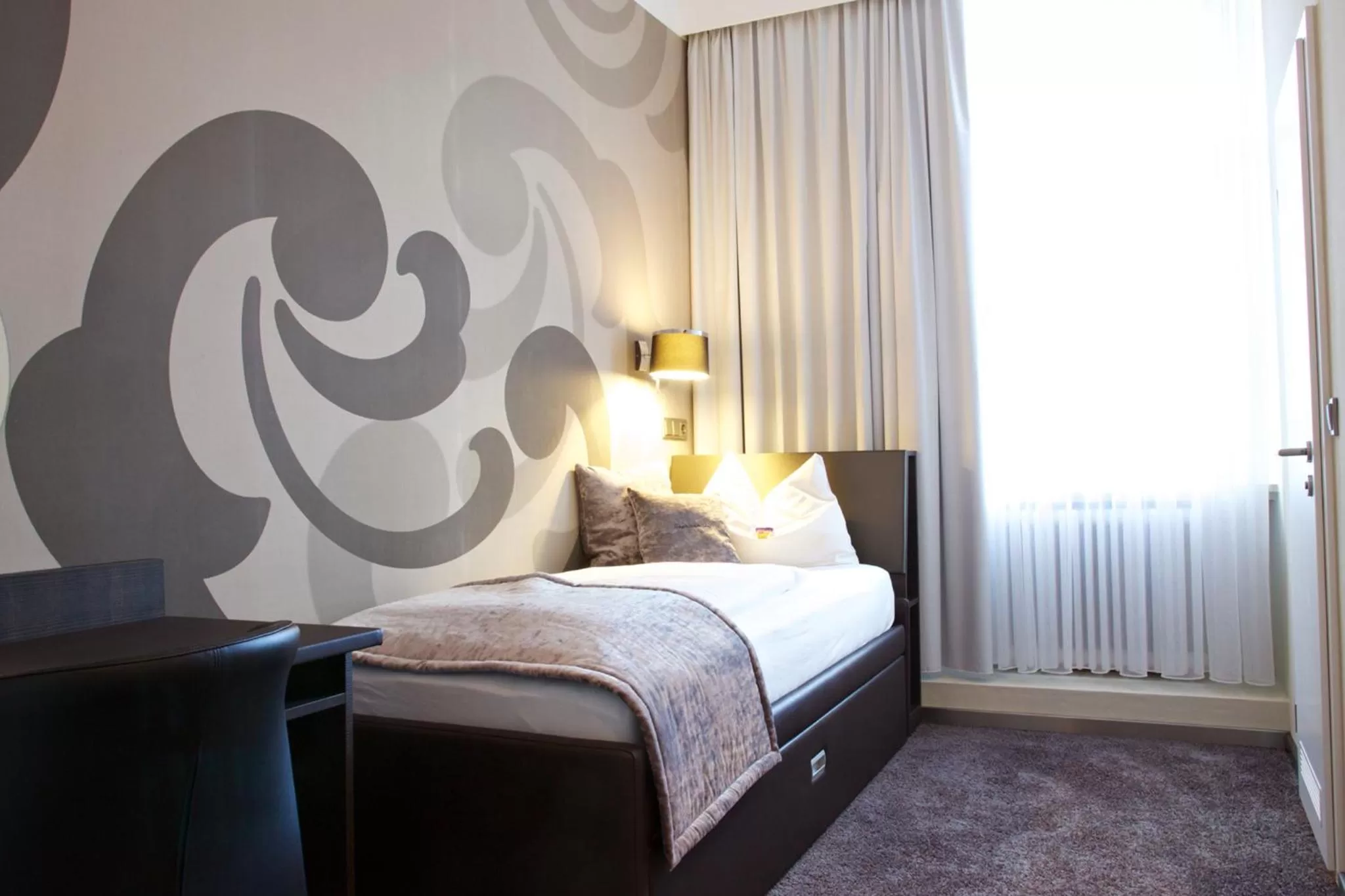 Bedroom, Bed in Hotel SONATA