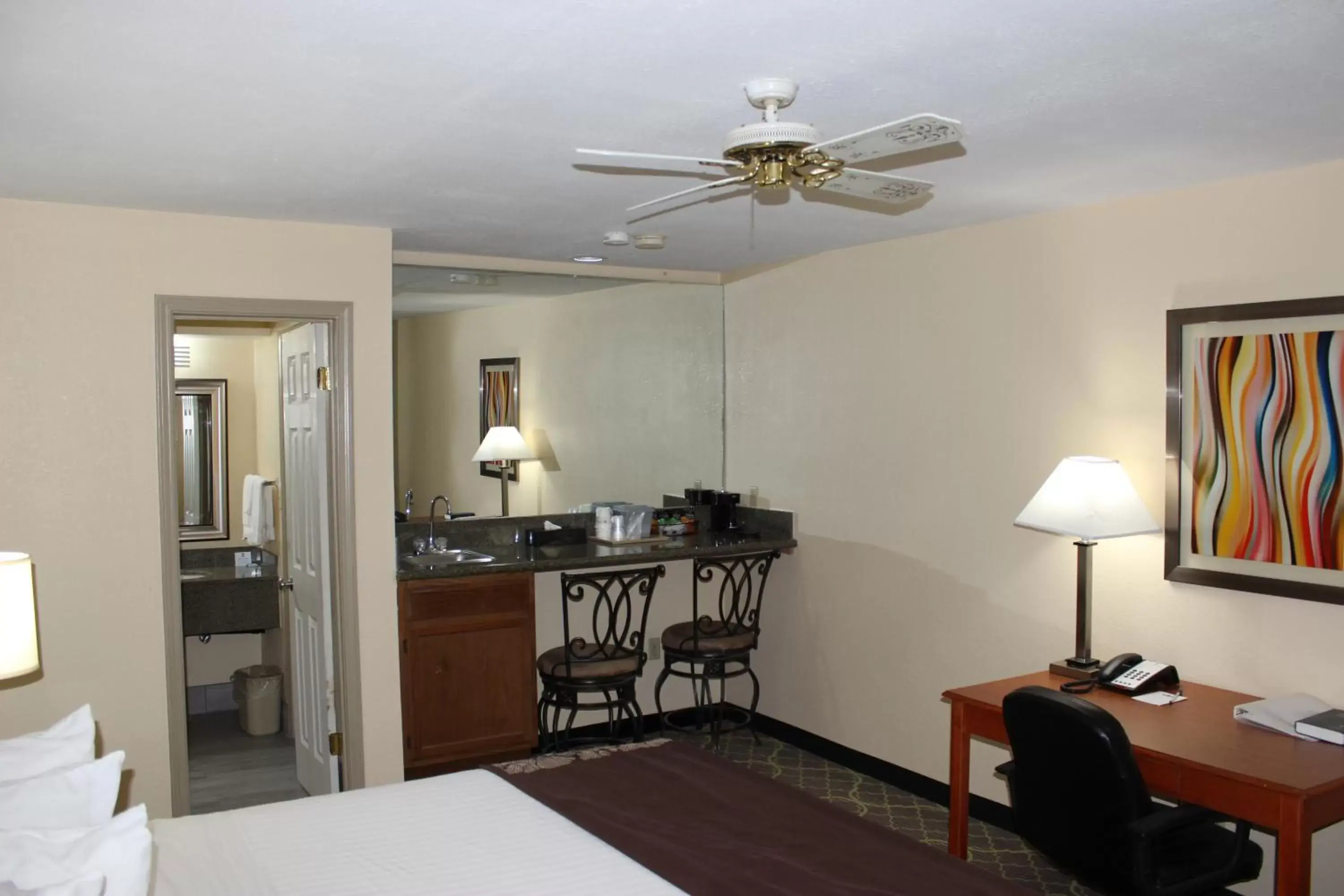 Bedroom in Best Western Jacksonville Inn