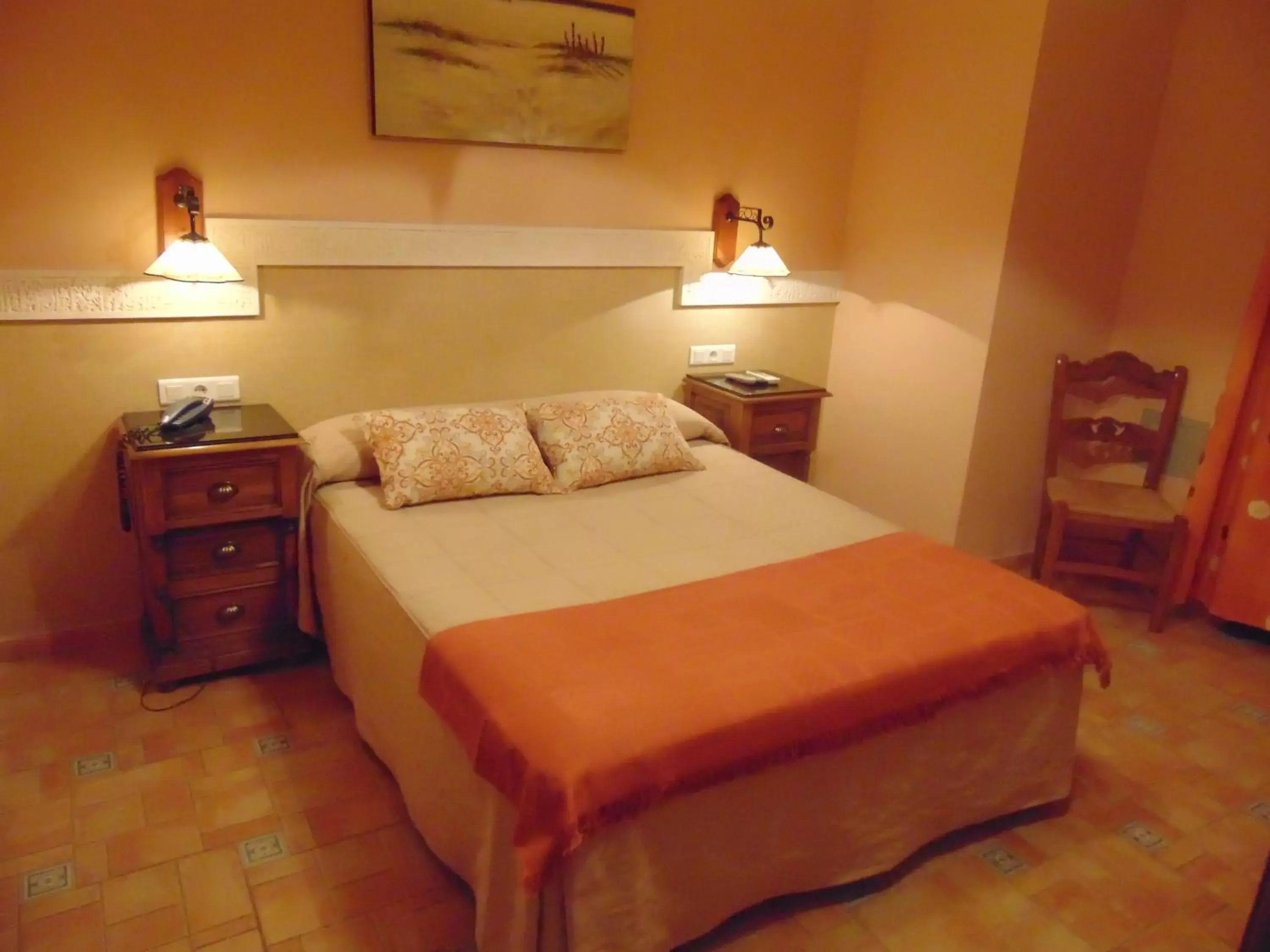 Bedroom, Bed in Hotel Sierra de Araceli Lucena