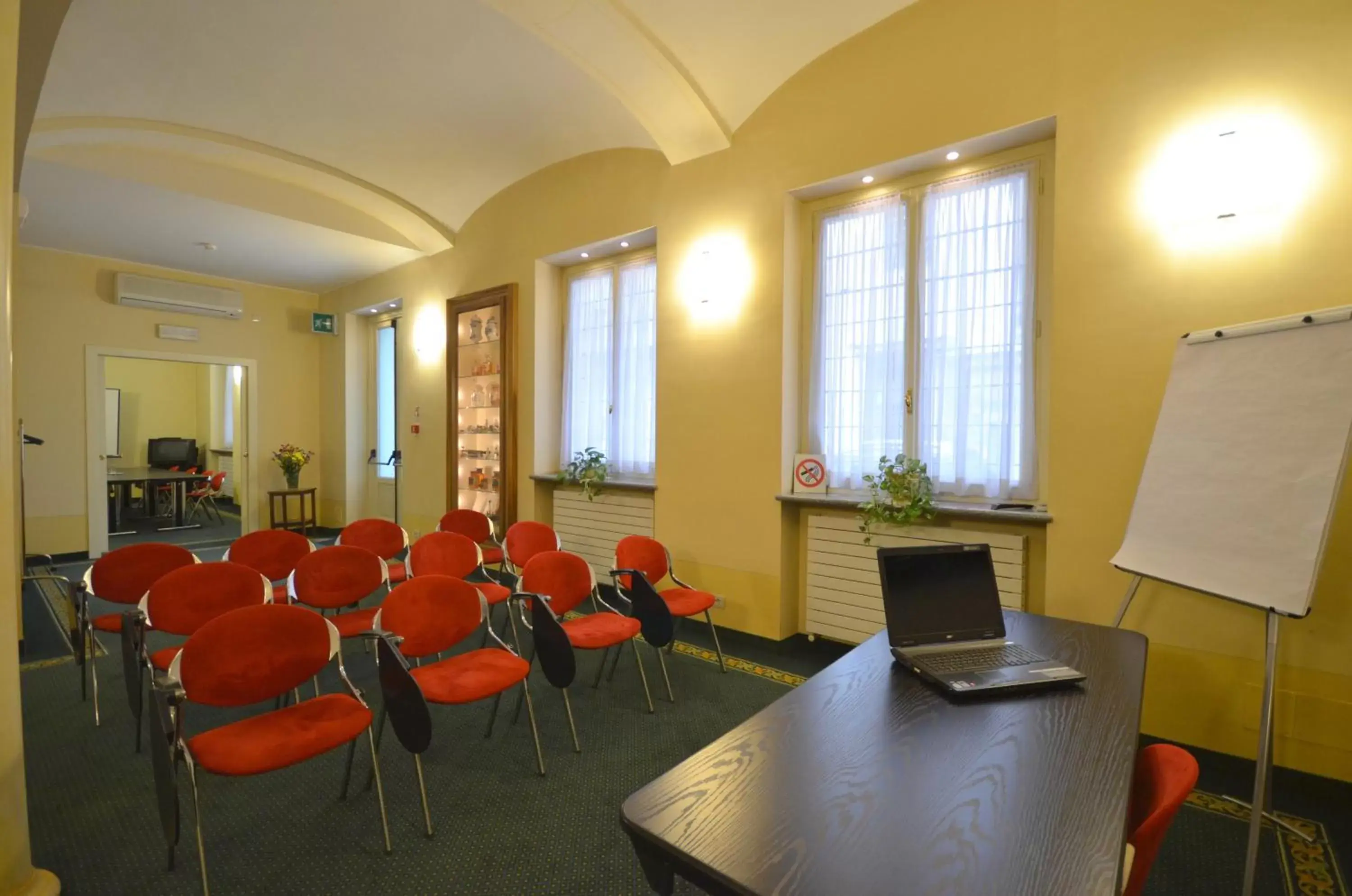 Business facilities in Hotel Roma e Rocca Cavour