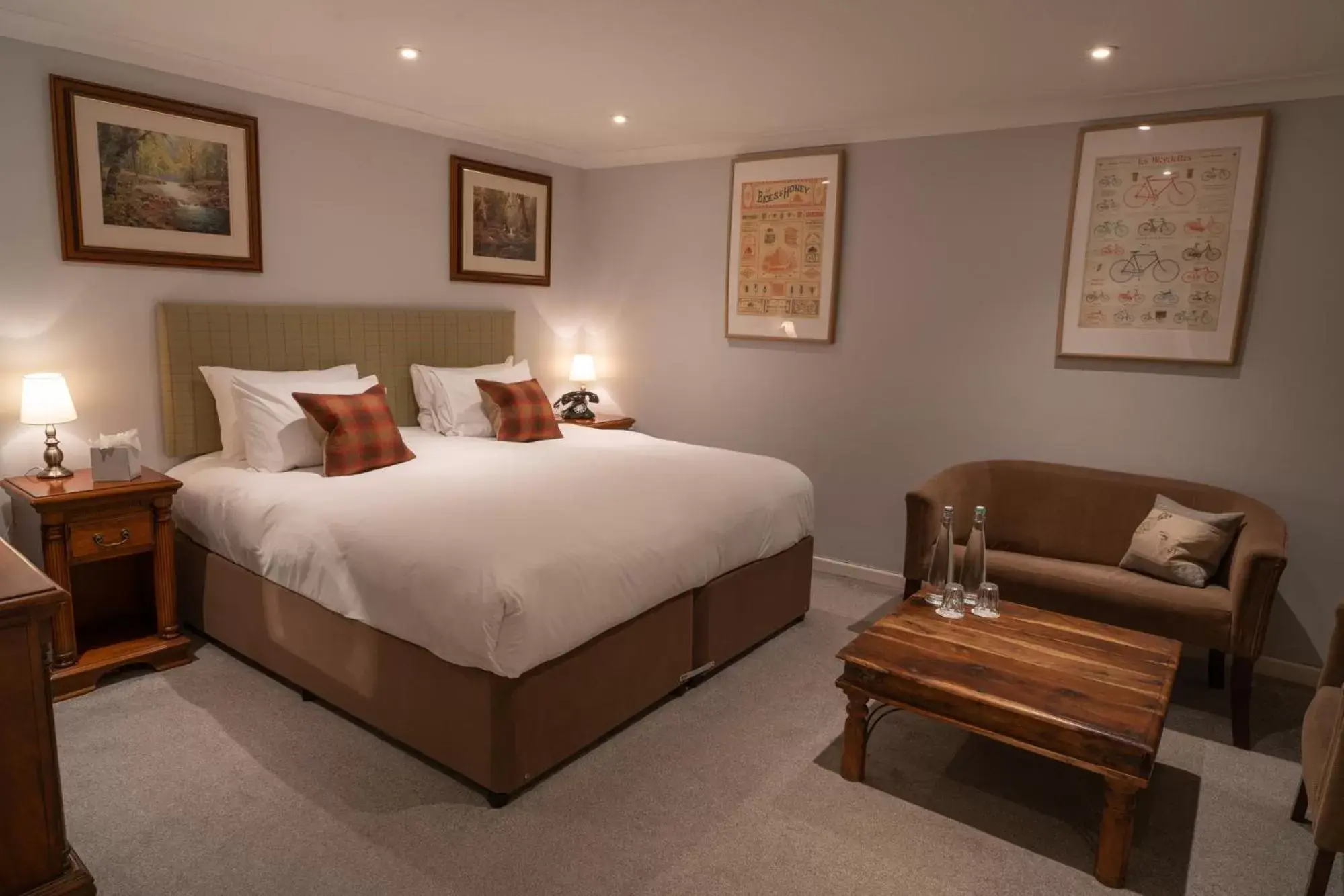 Bed in White Hart Inn