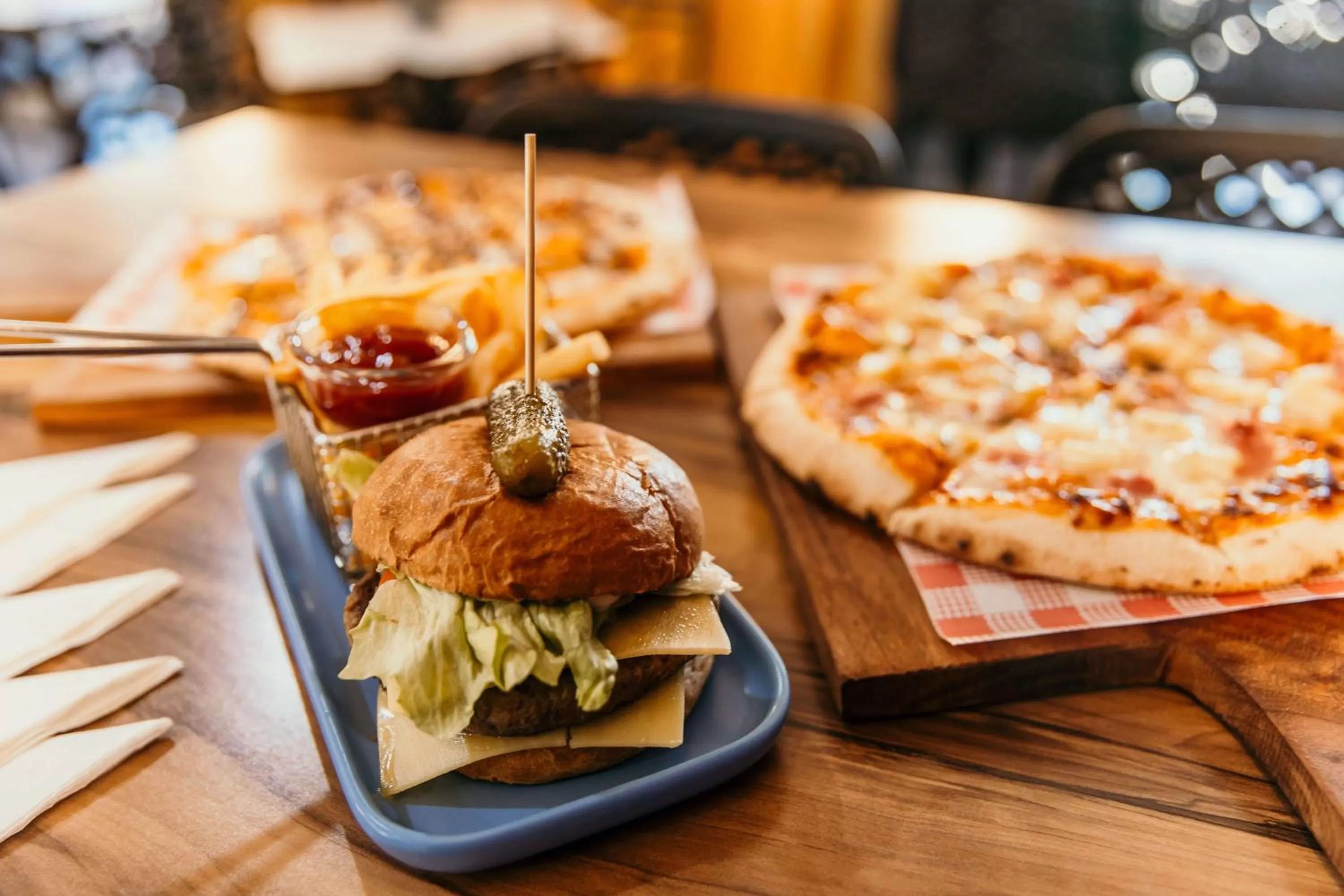 Restaurant/places to eat in Outback Motel Mt Isa